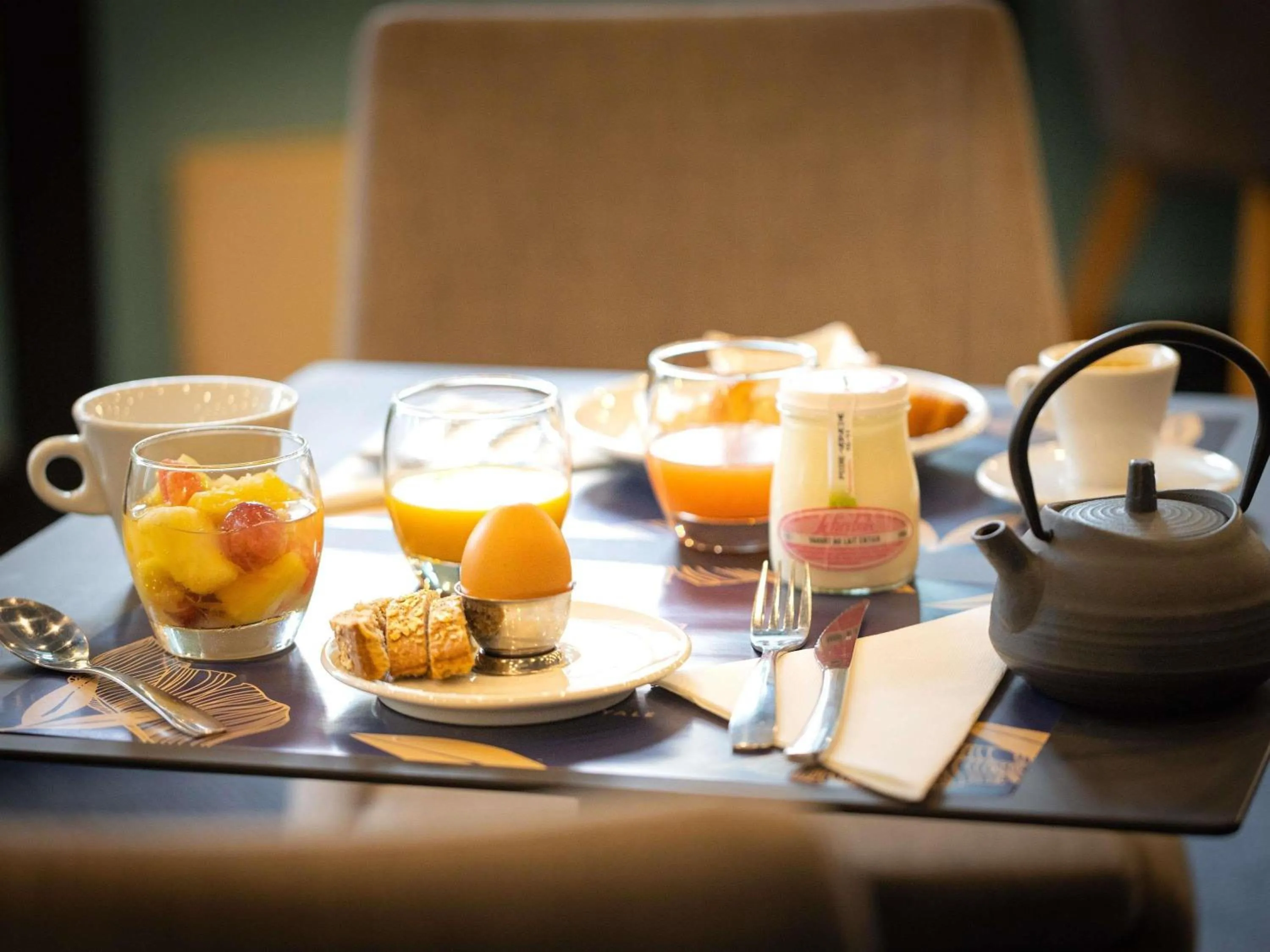 Breakfast in Hôtel Mercure Rochefort La Corderie Royale