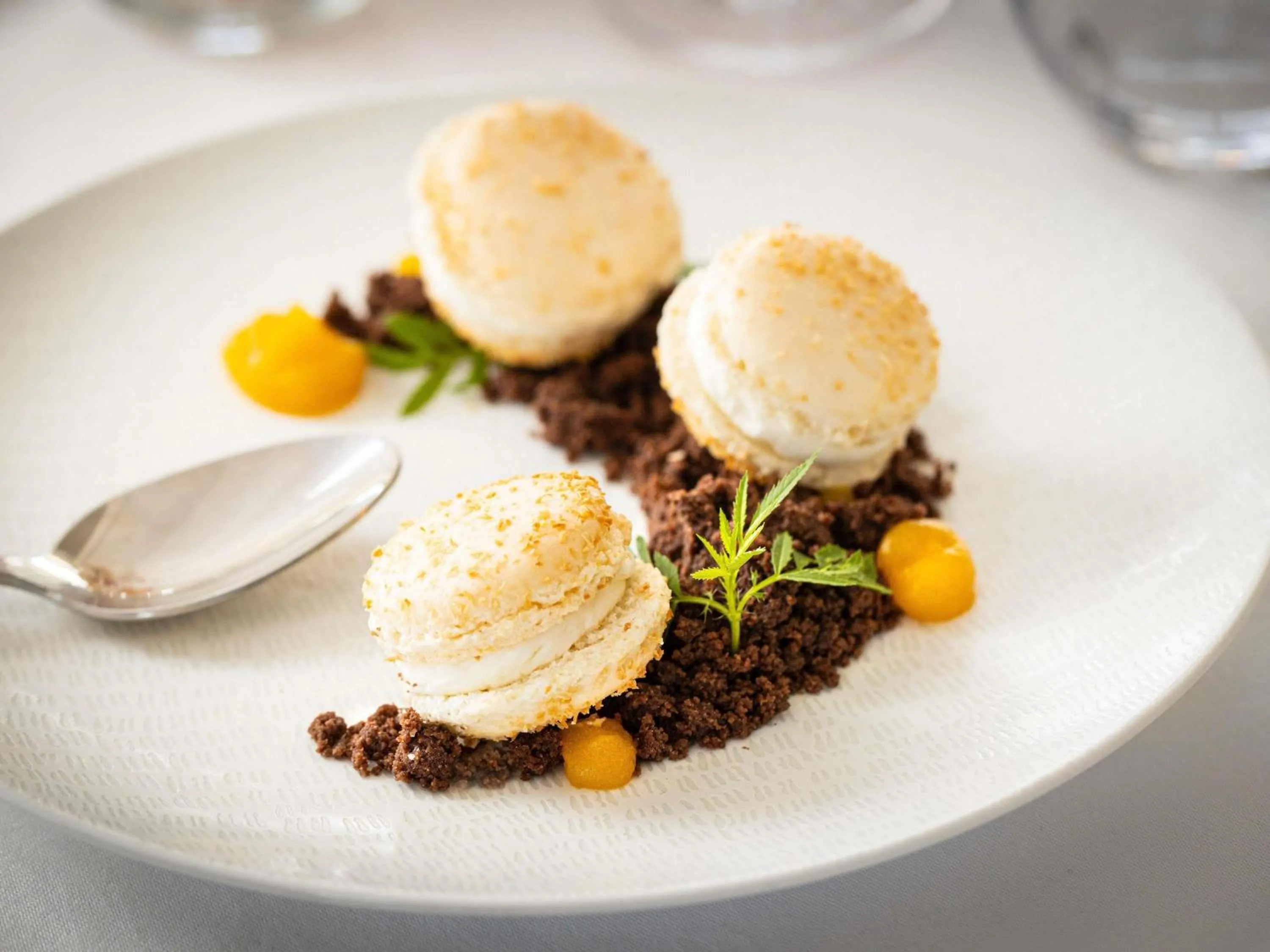 Restaurant/places to eat in Hôtel Mercure Rochefort La Corderie Royale