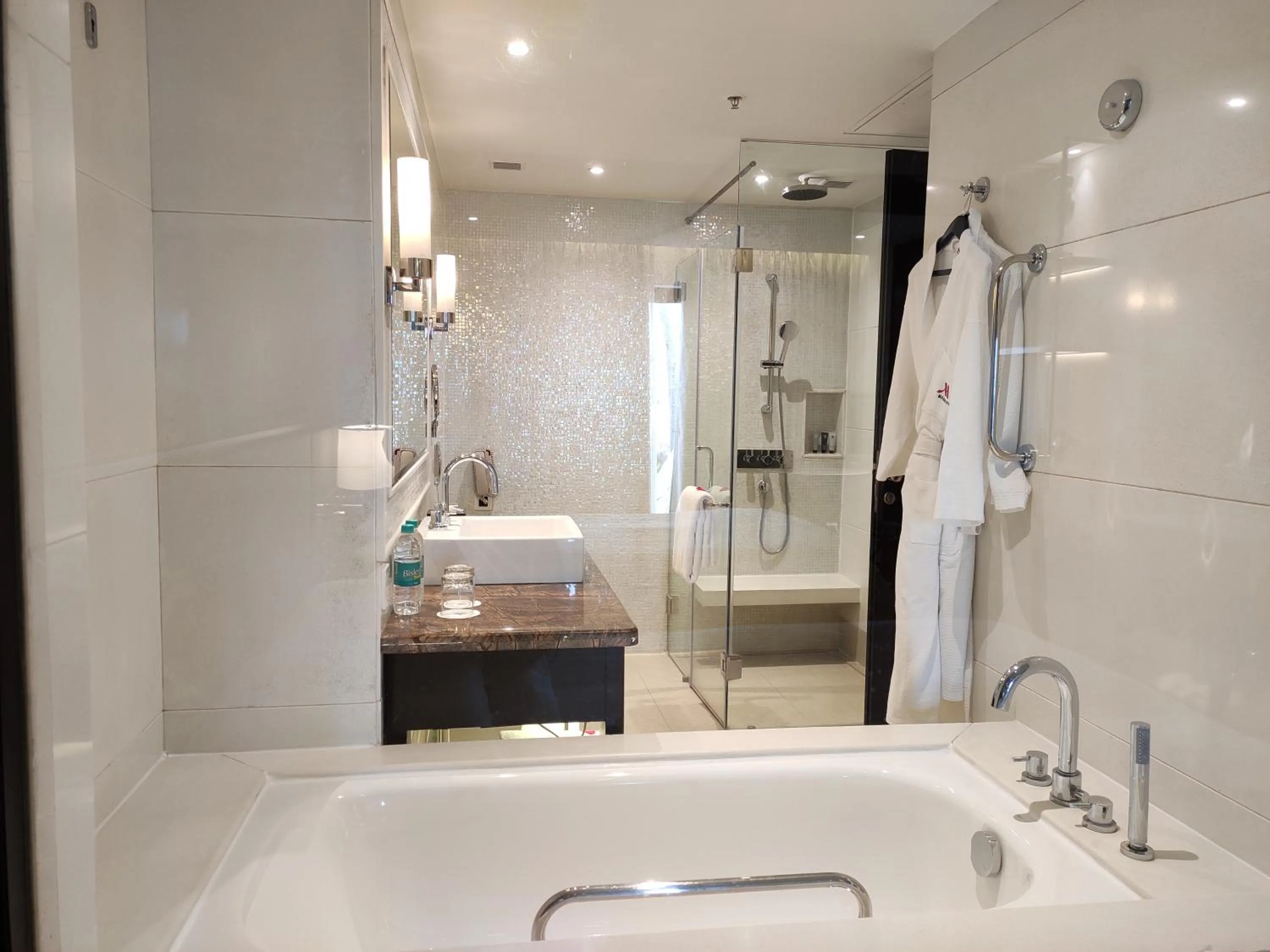 Shower in Goa Marriott Resort & Spa