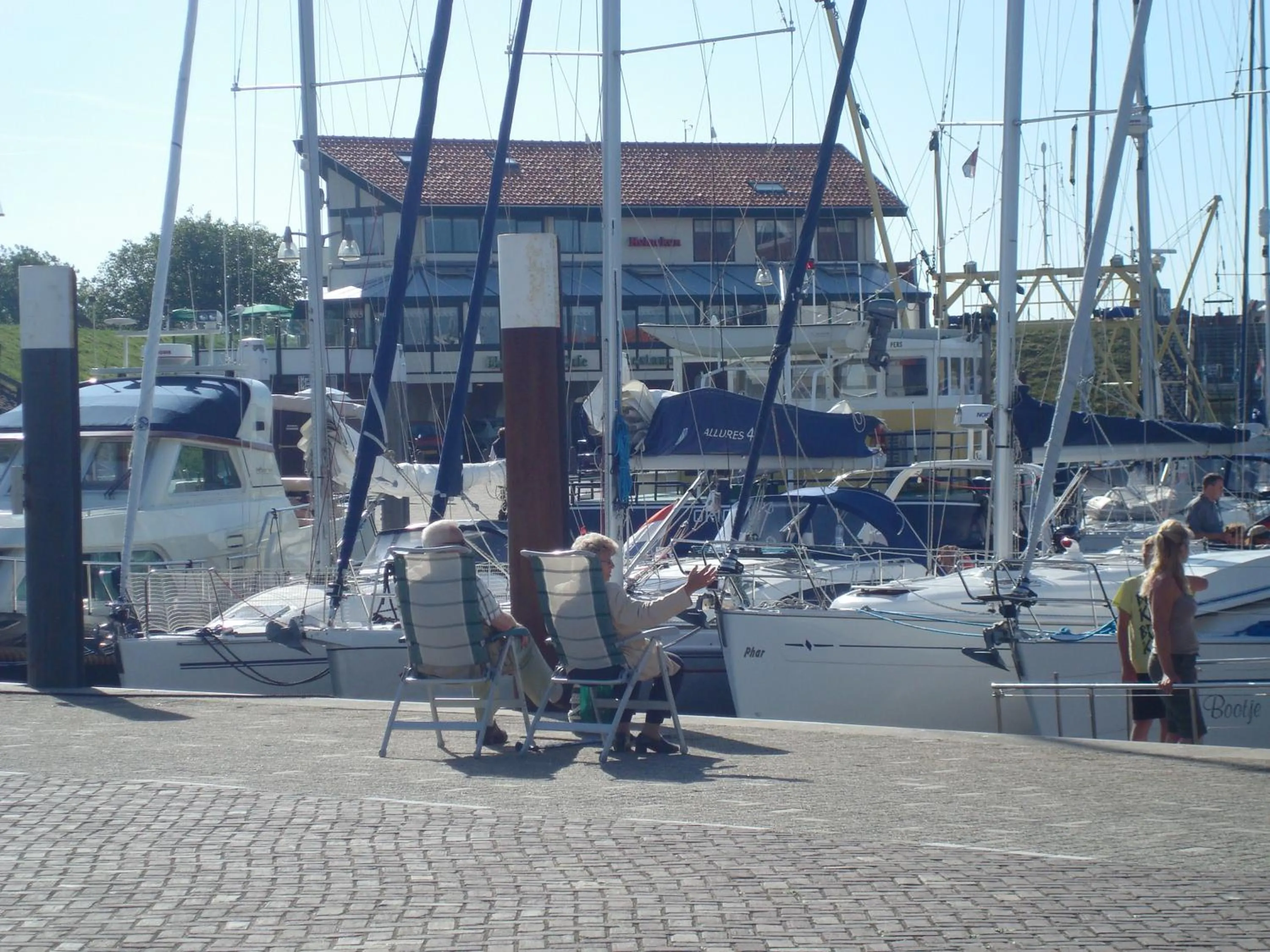 Guests in Hotel Havenzicht Texel