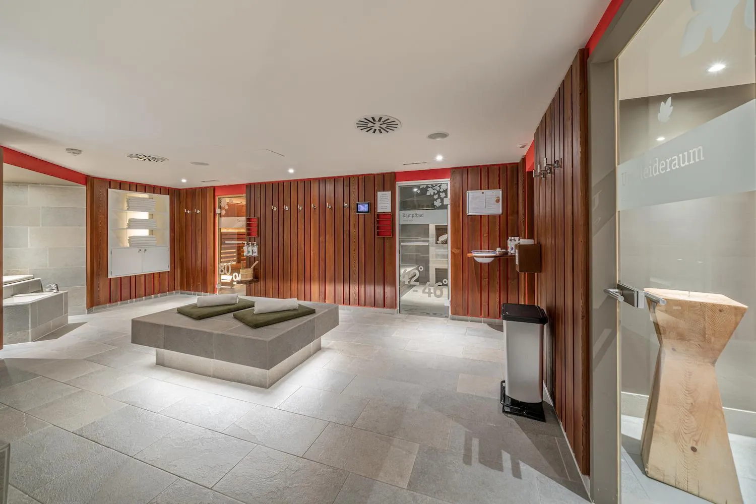 Spa and wellness centre/facilities, Bed in Hotel Bergland All Inclusive Top Quality