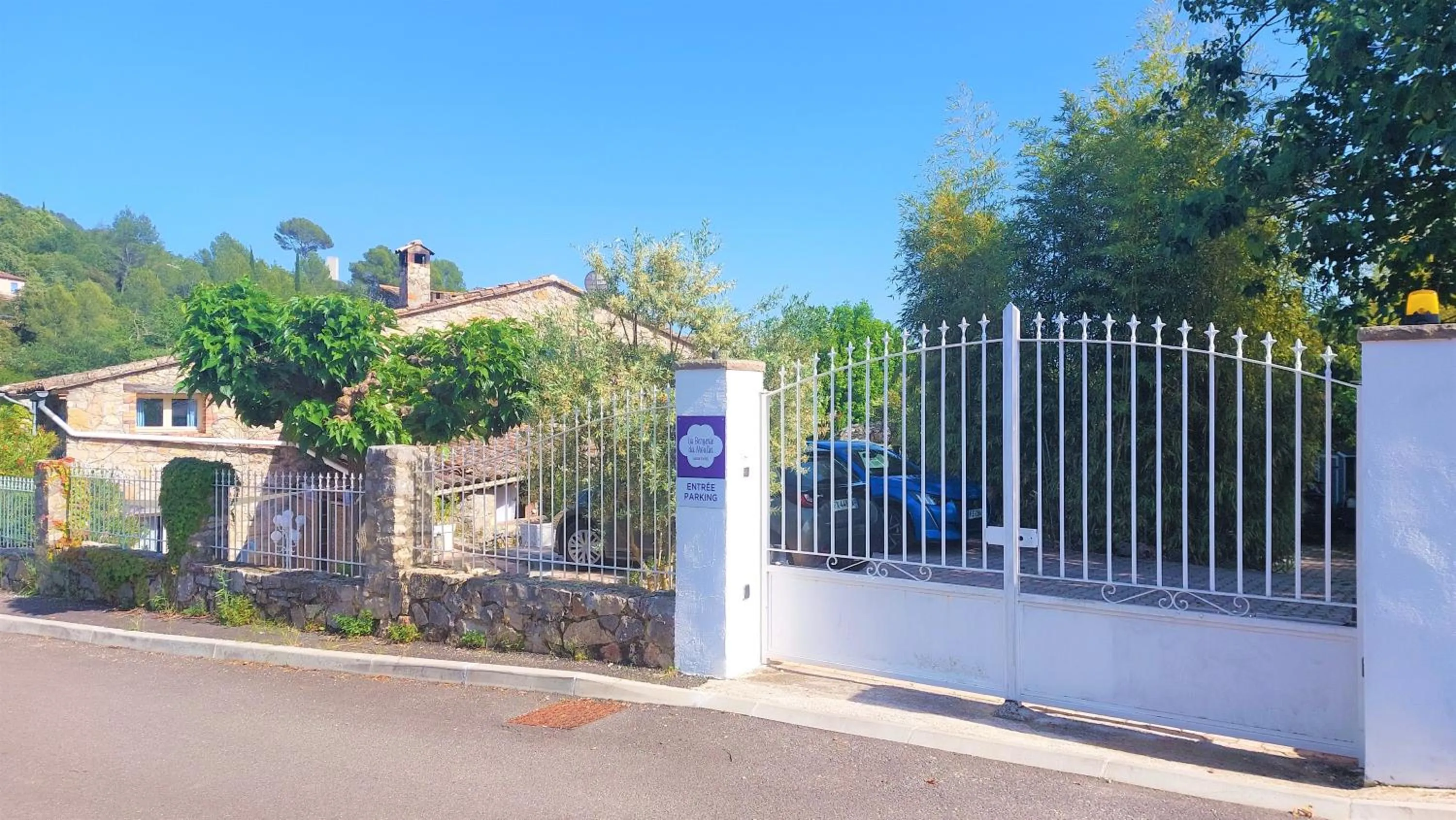 Property building in La Bergerie Du Moulin
