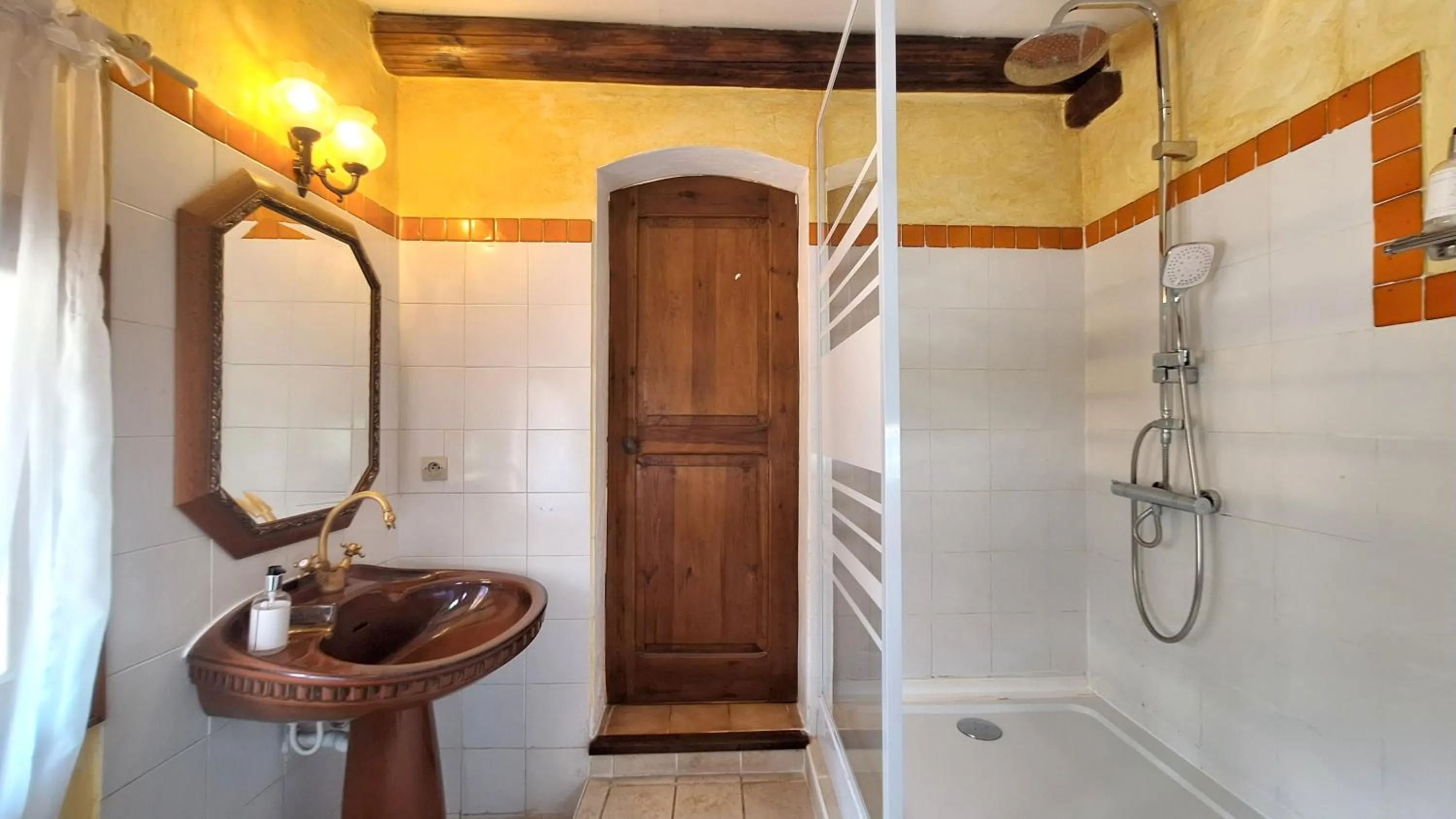 Bathroom in La Bergerie Du Moulin