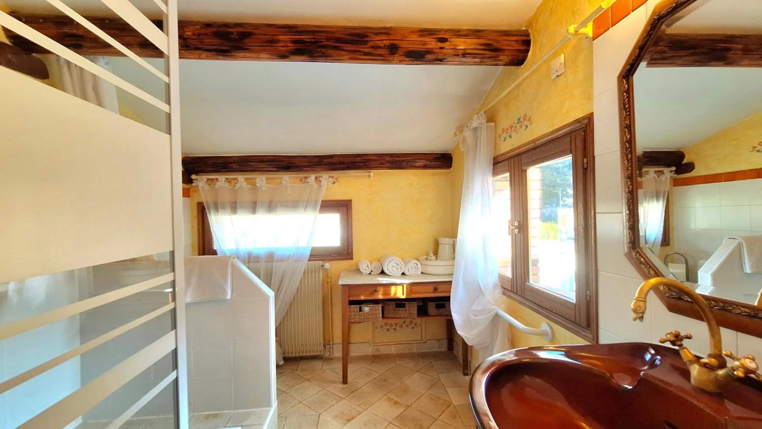 Bathroom in La Bergerie Du Moulin