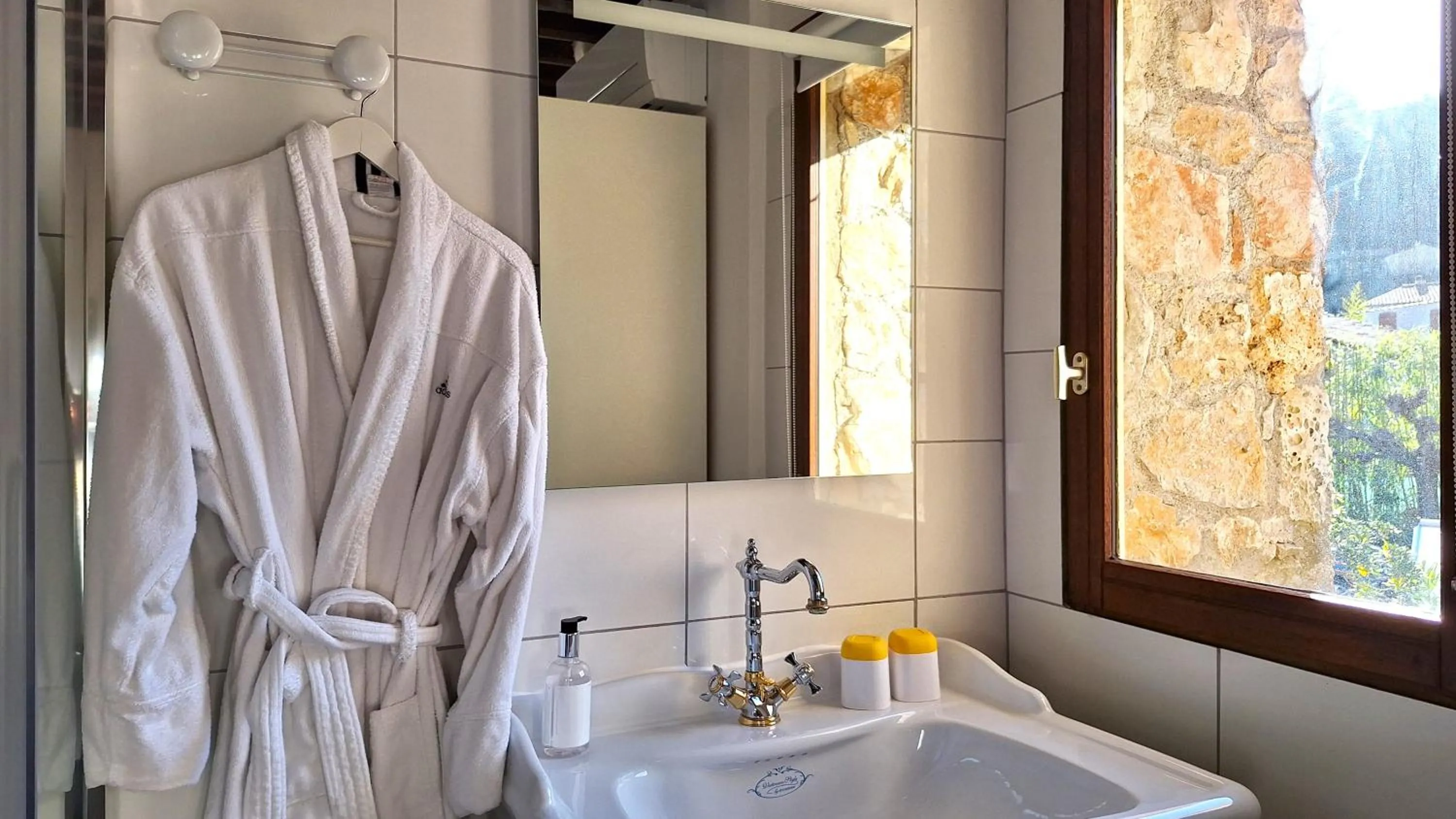 Bathroom in La Bergerie Du Moulin