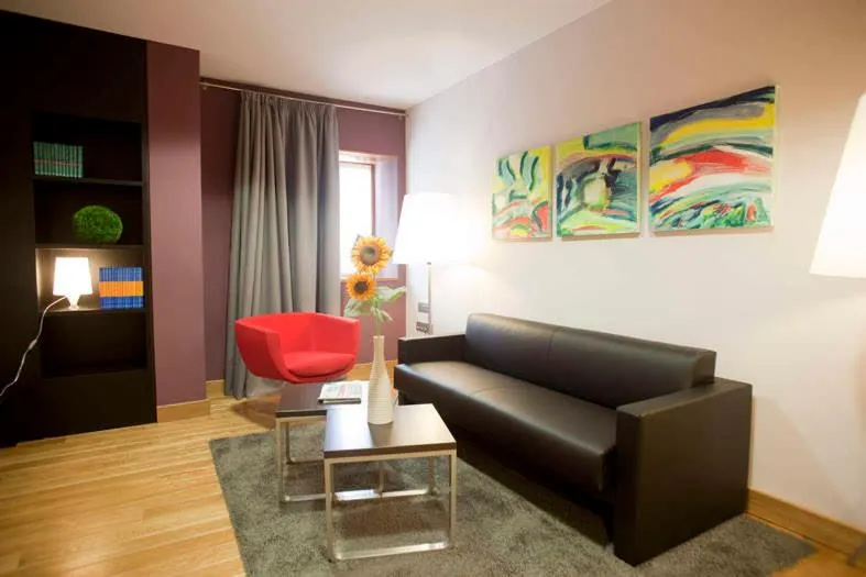 Communal lounge/ TV room in Hotel Dolarea