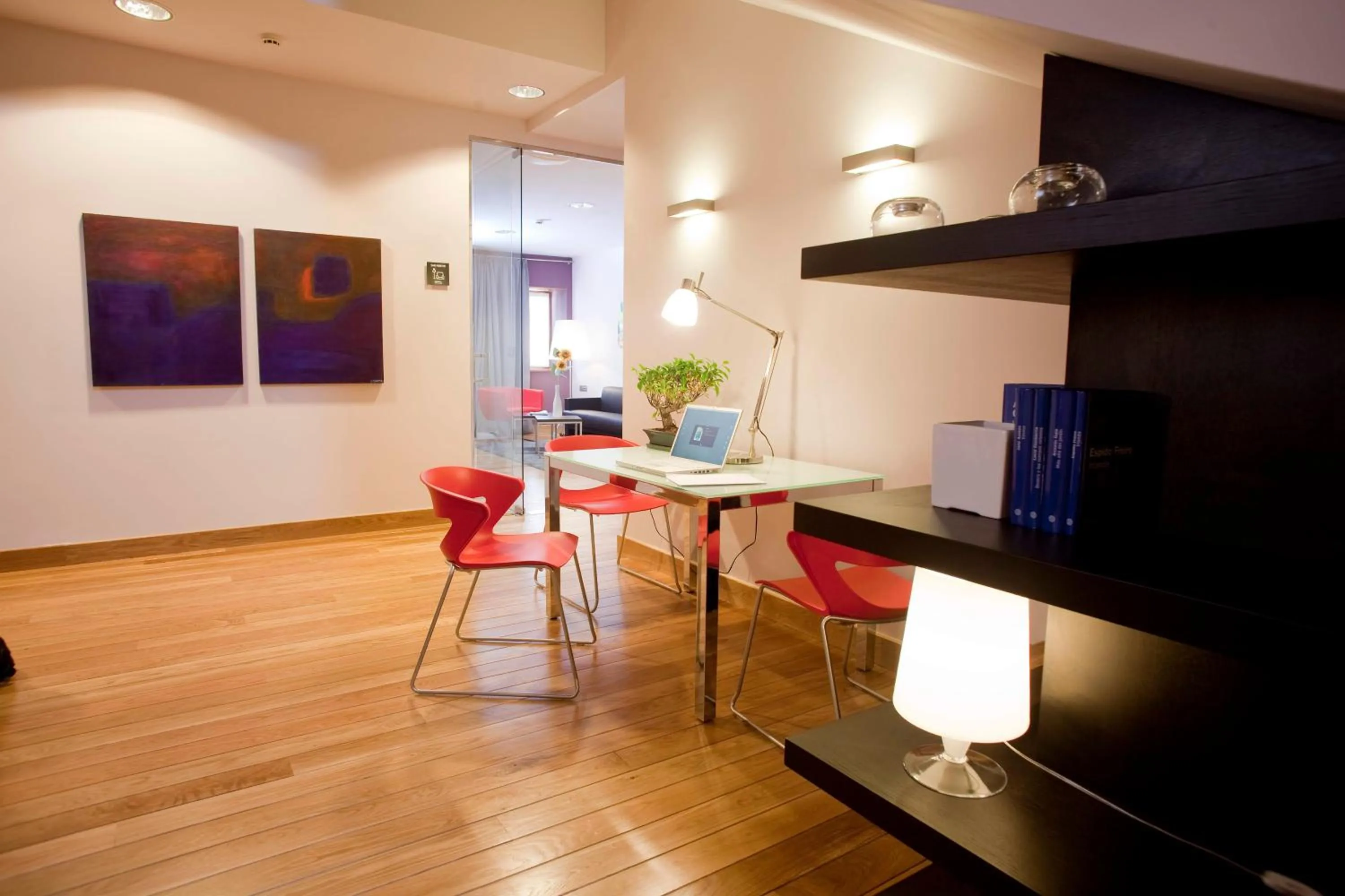 People in Hotel Dolarea