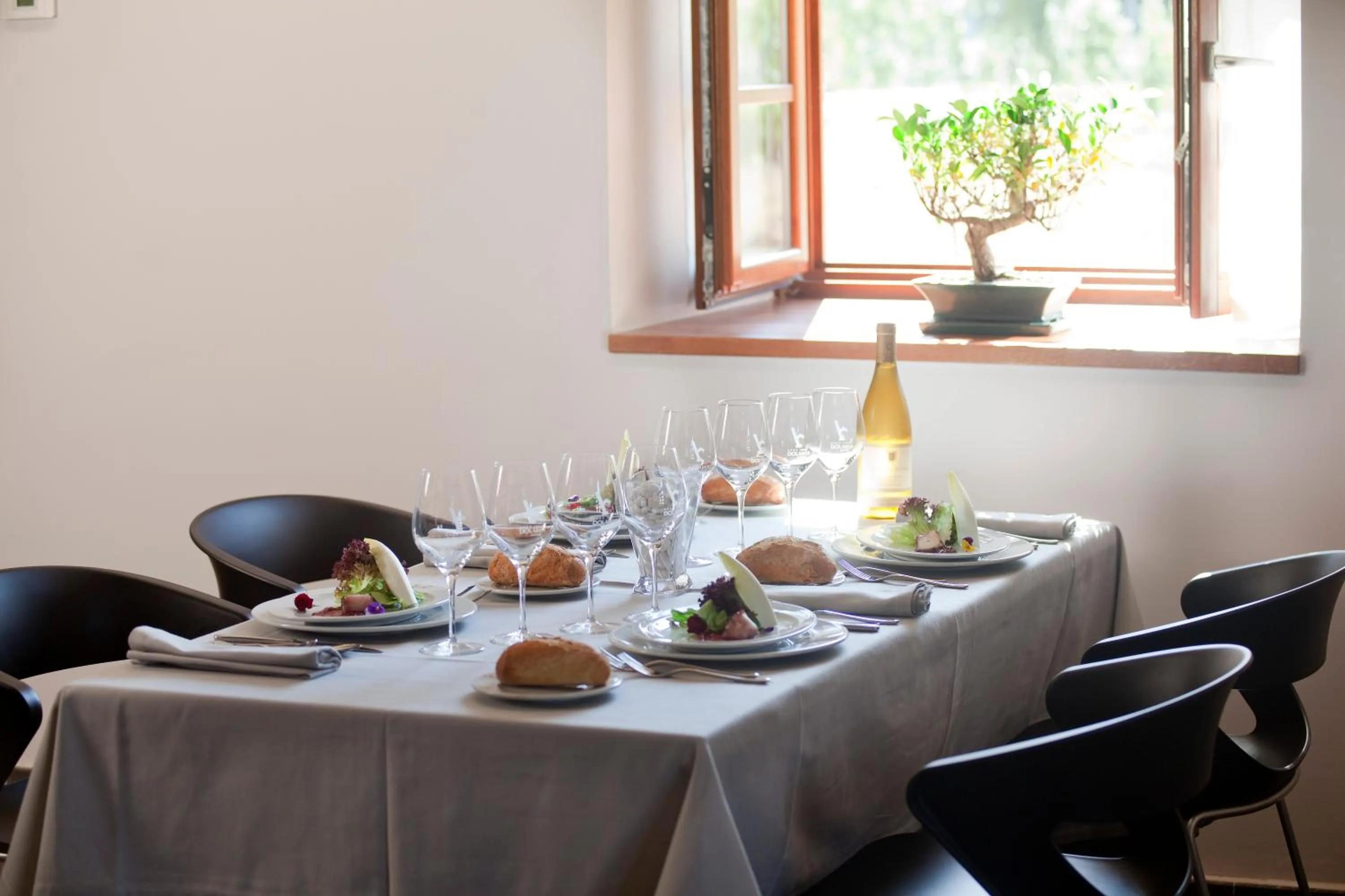 Dining area in Hotel Dolarea
