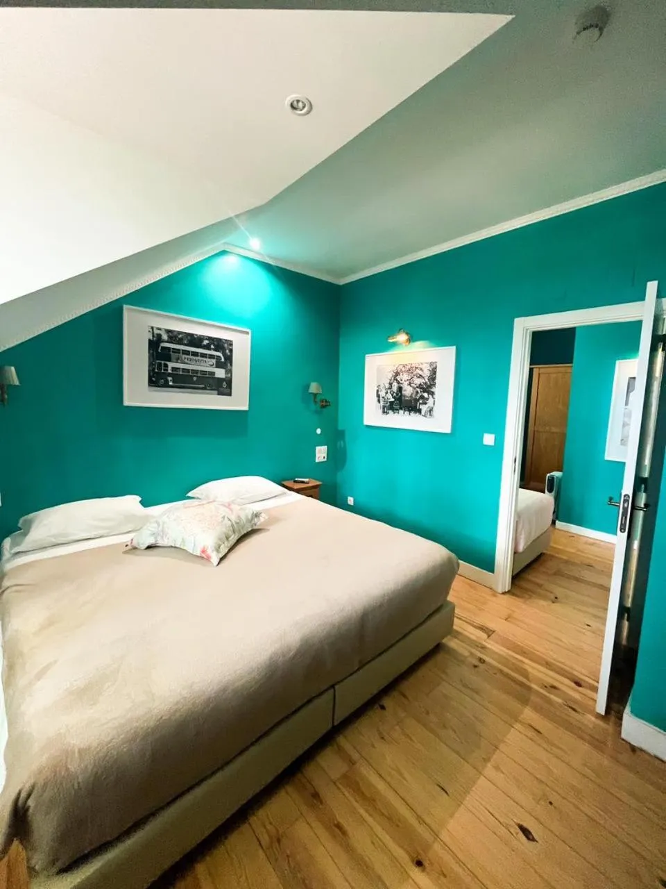 Bedroom, Bed in Casa do Vinho Sintra Guest House