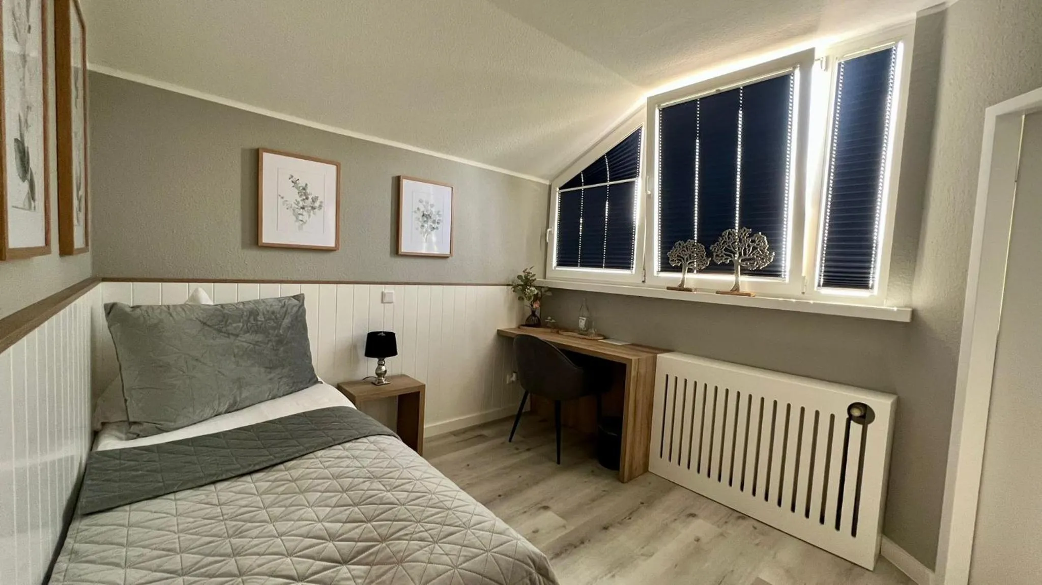 Bed in Hotel Victoria