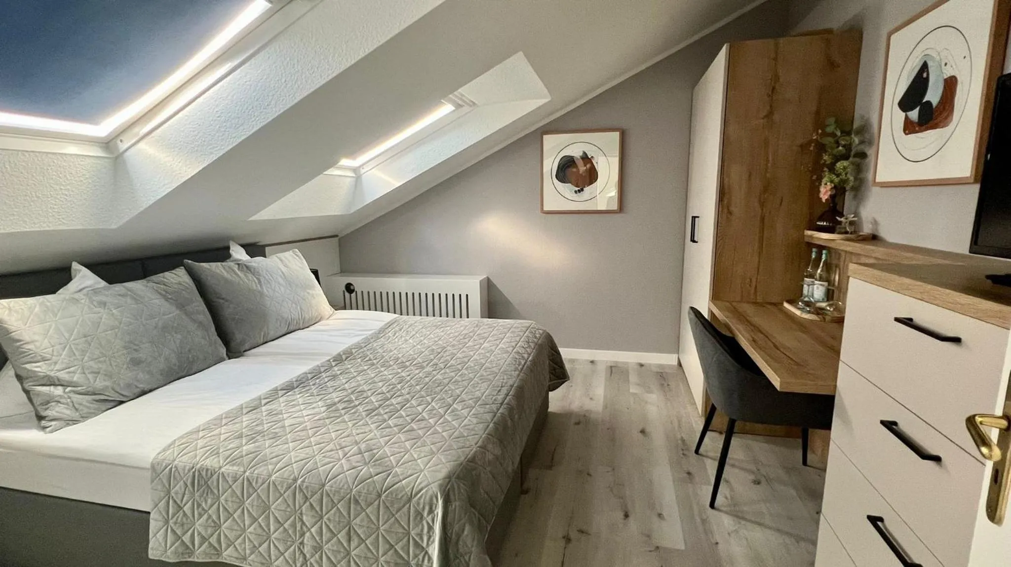 Bed in Hotel Victoria