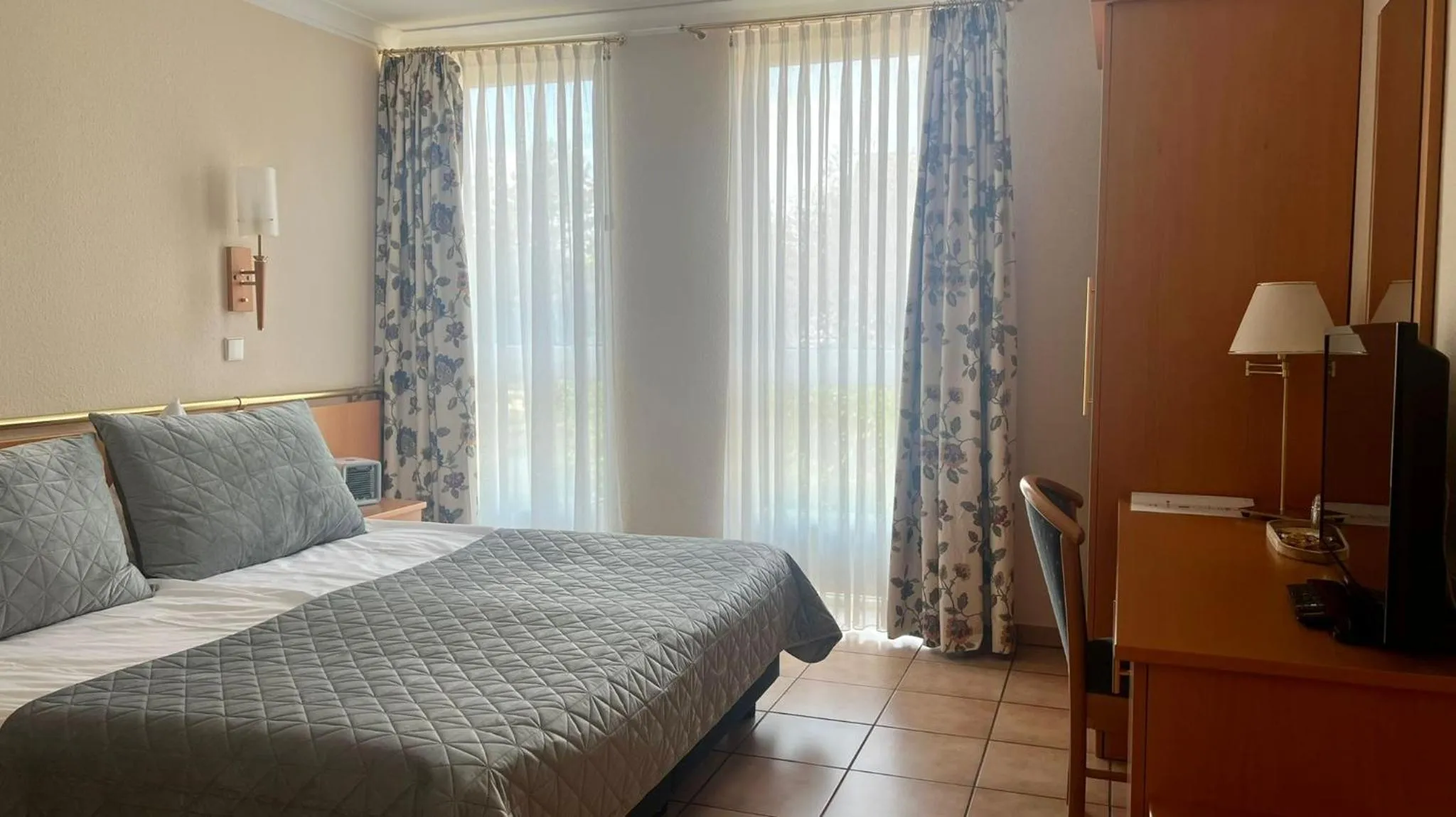 Bedroom, Bed in Hotel Victoria