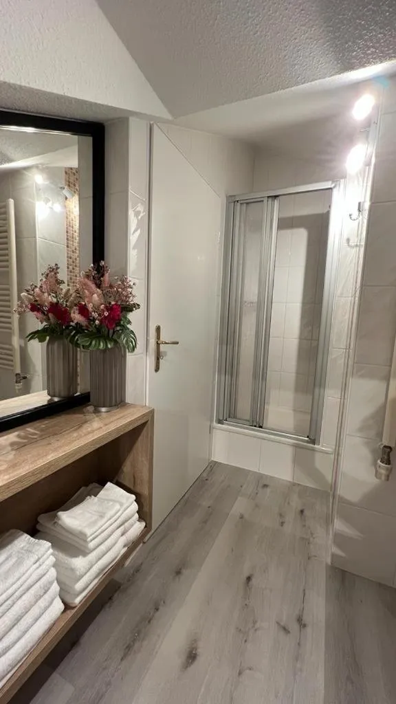 Bathroom in Hotel Victoria