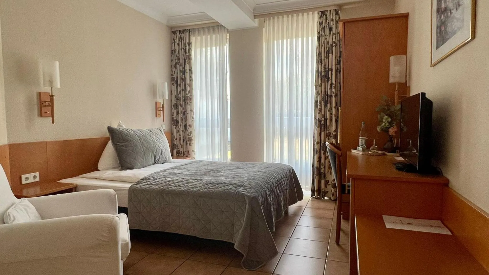 Bed in Hotel Victoria