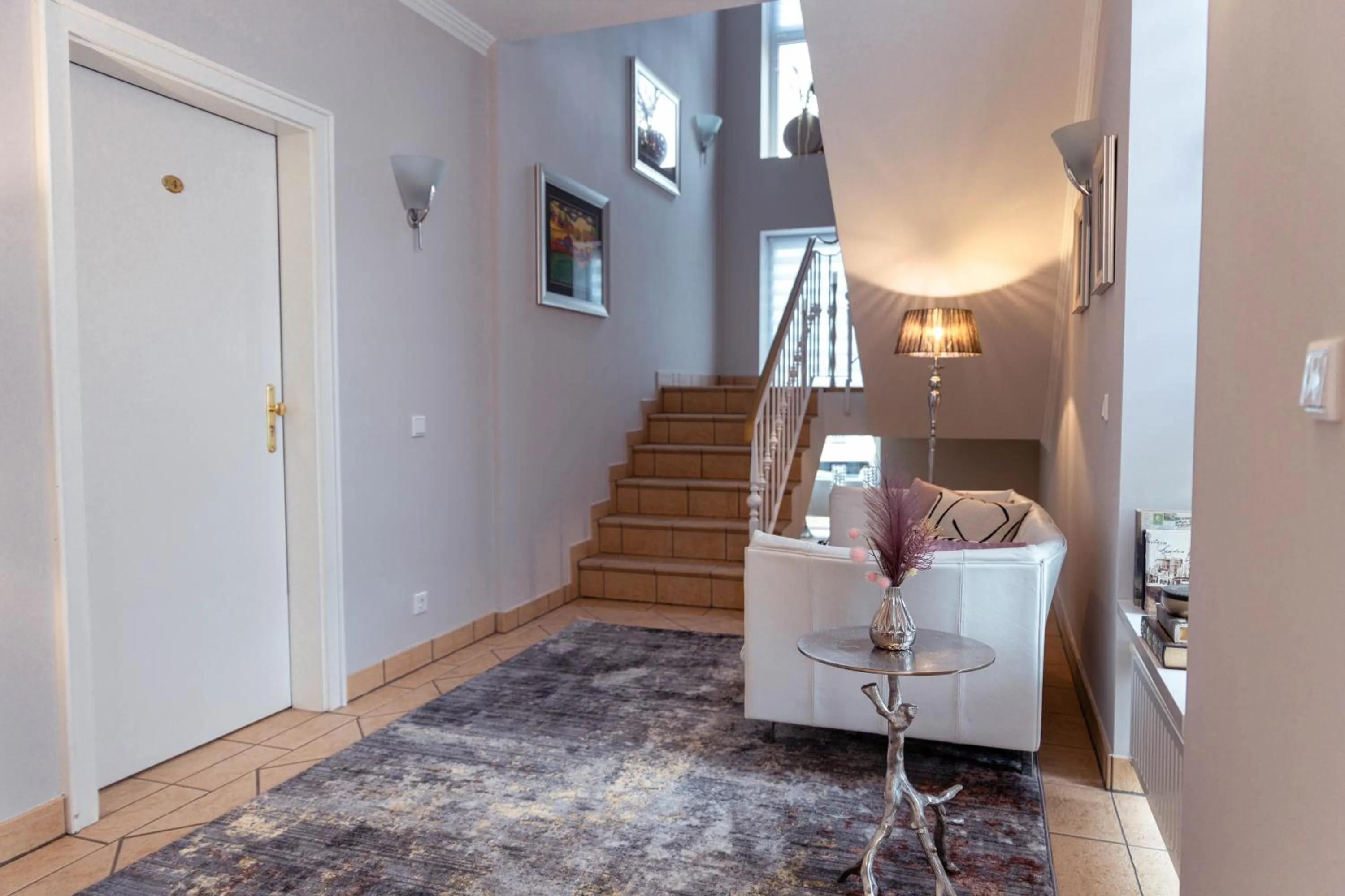 Property building in Hotel Victoria