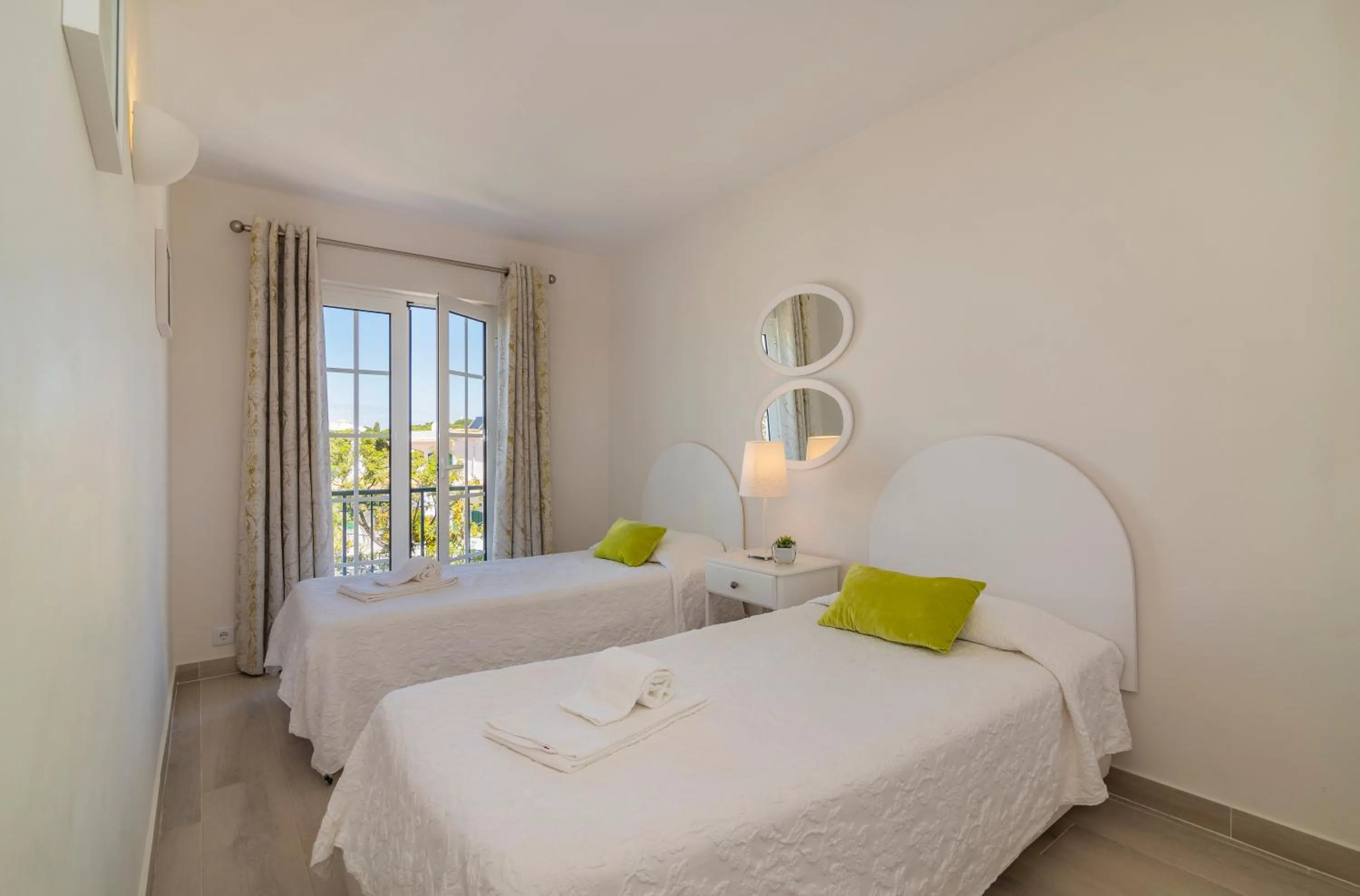 Bed in The Old Village, Prestige and Solar by Village 4U