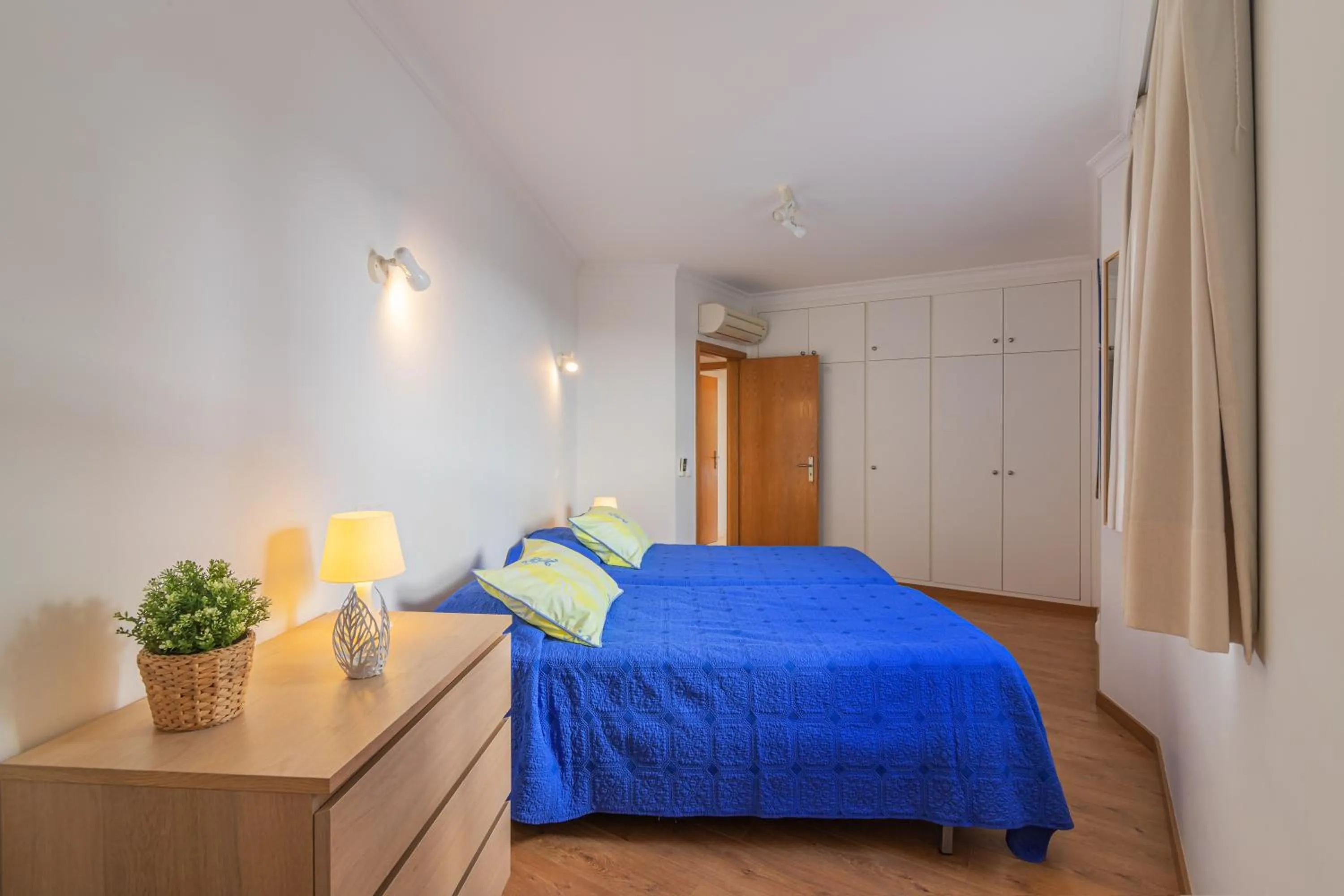 Bed in The Old Village, Prestige and Solar by Village 4U