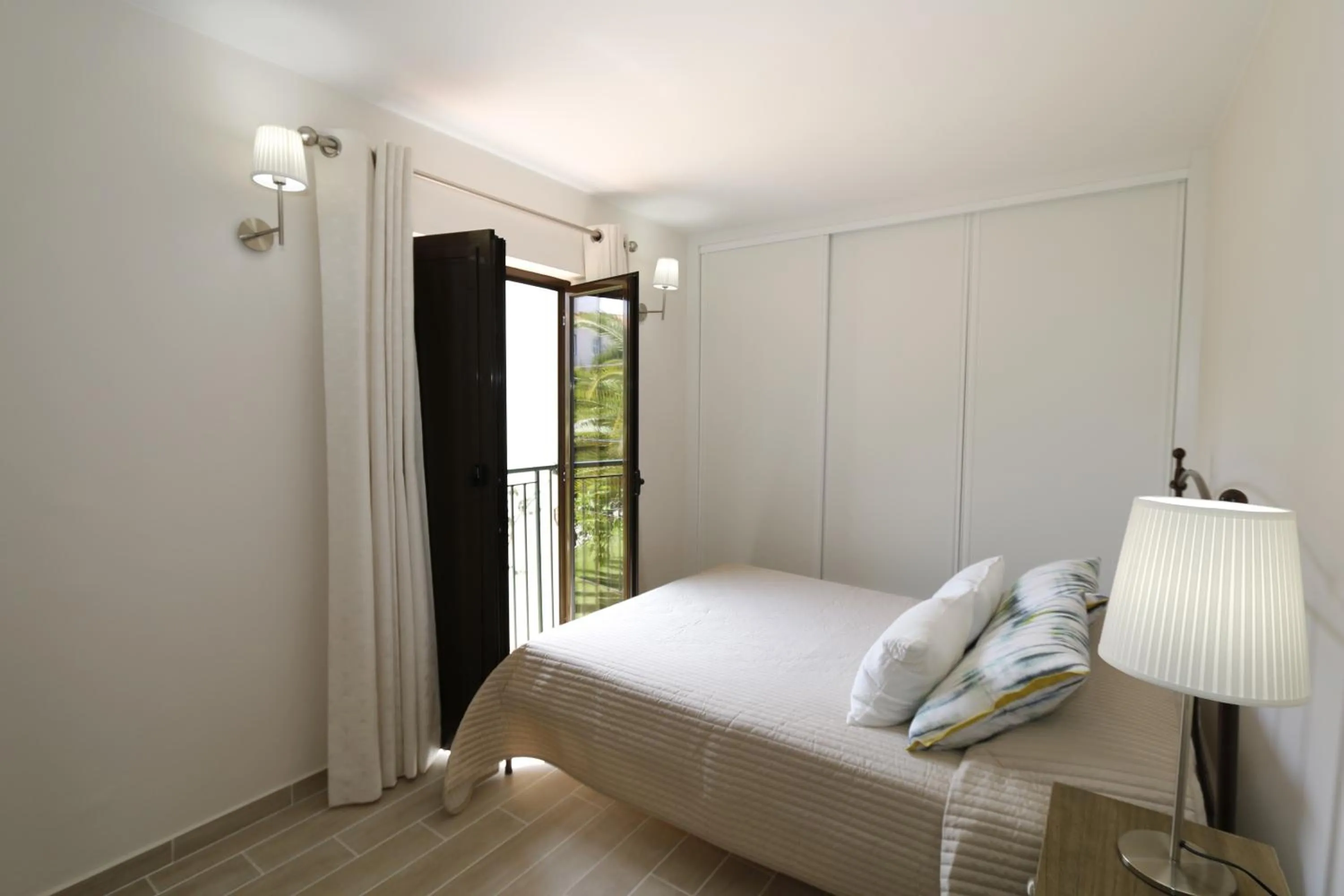 Bed in The Old Village, Prestige and Solar by Village 4U