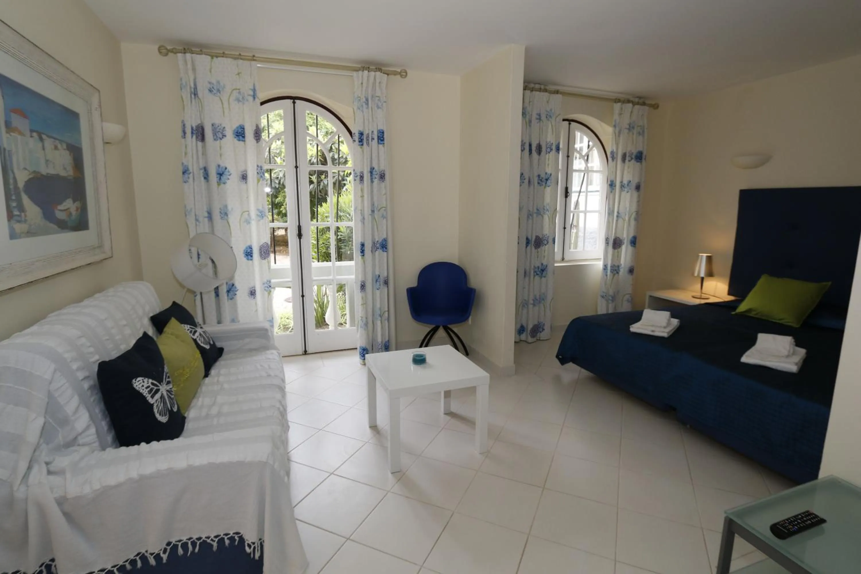 Bed in The Old Village, Prestige and Solar by Village 4U