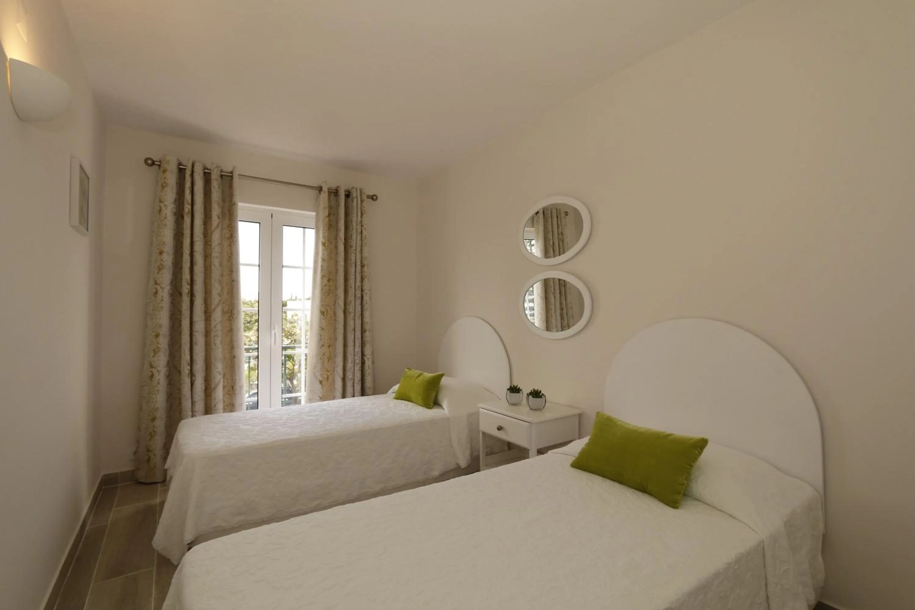 Bed in The Old Village, Prestige and Solar by Village 4U