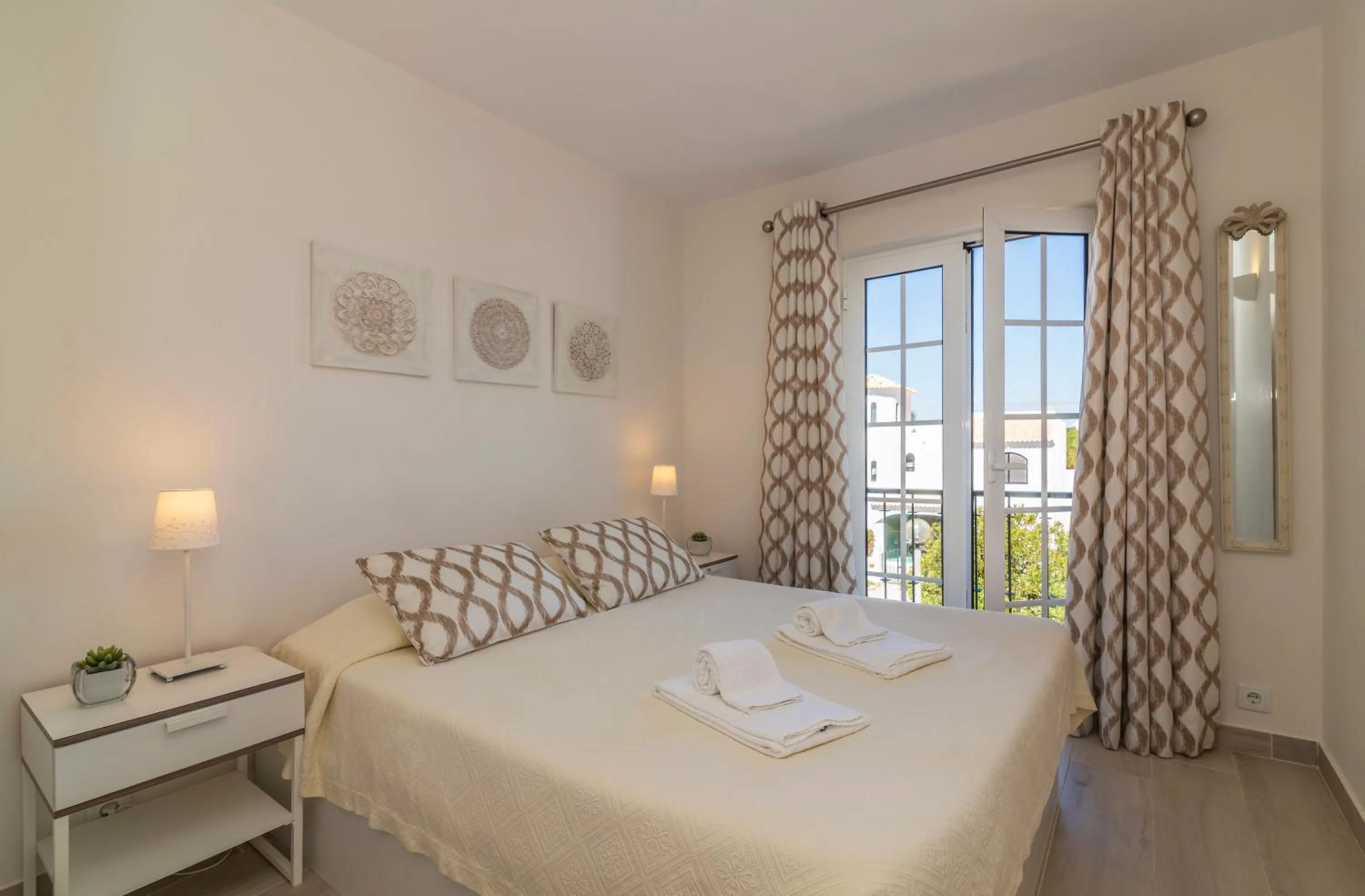 Bed in The Old Village, Prestige and Solar by Village 4U