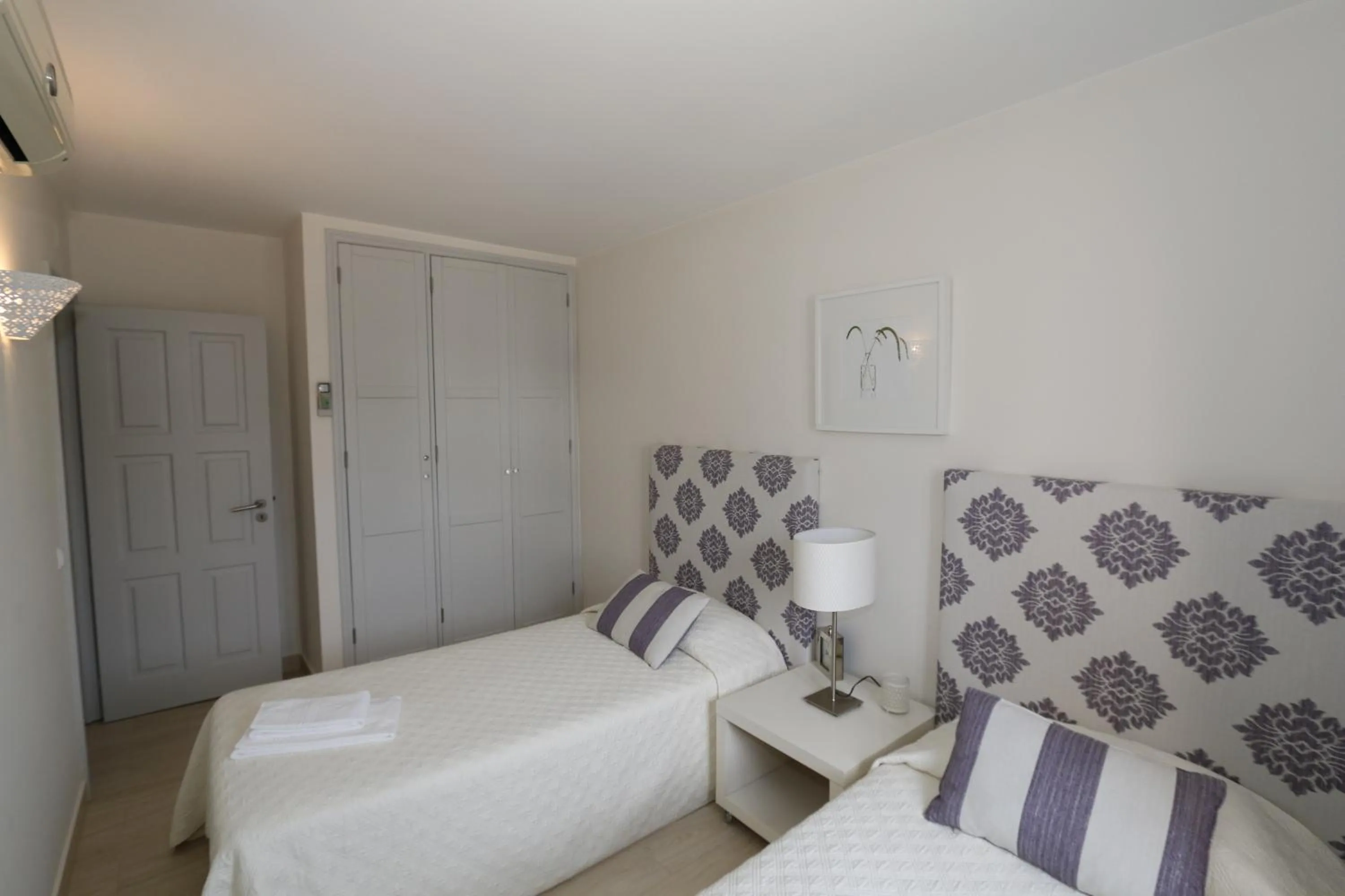 Bed in The Old Village, Prestige and Solar by Village 4U