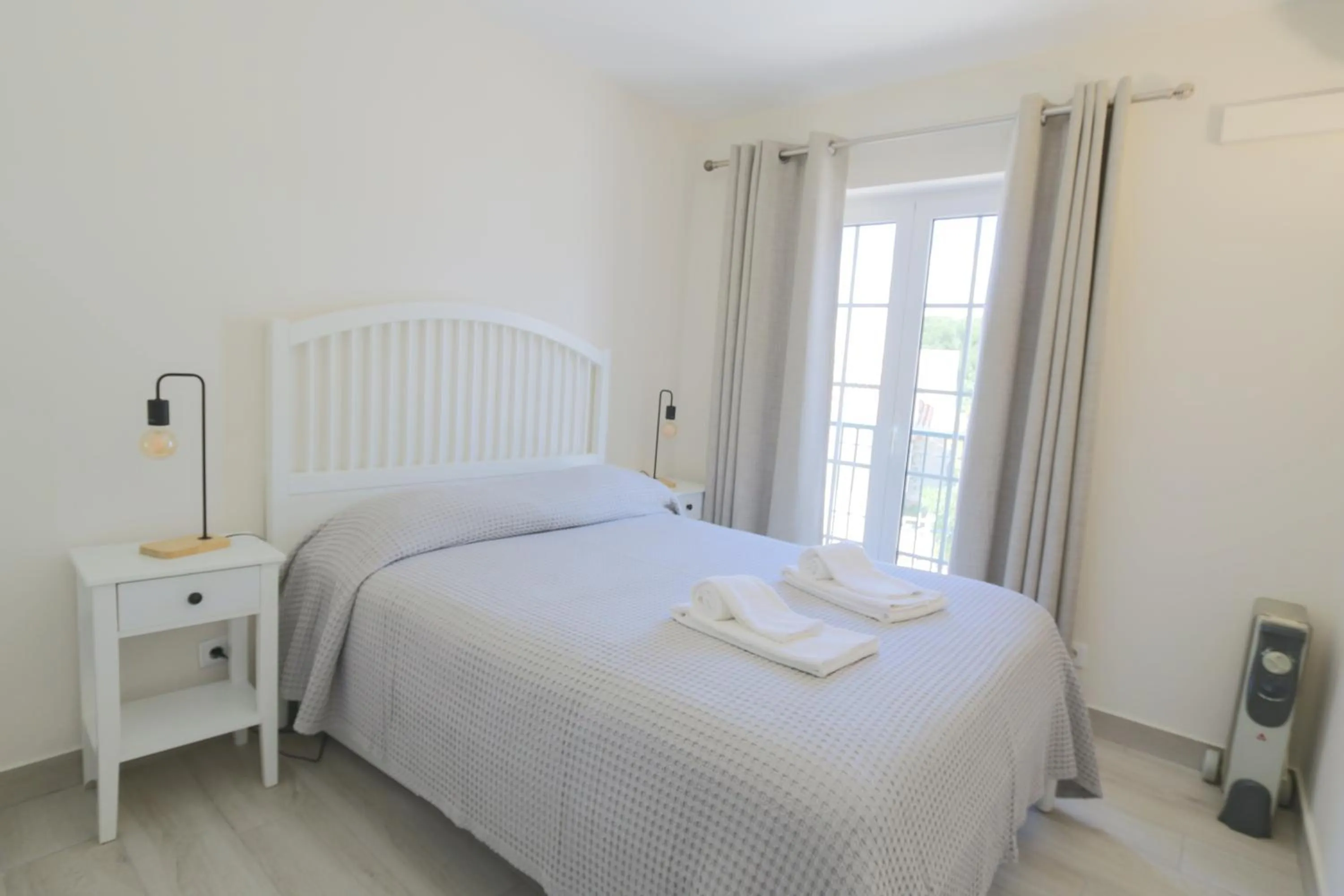 Bedroom, Bed in The Old Village, Prestige and Solar by Village 4U