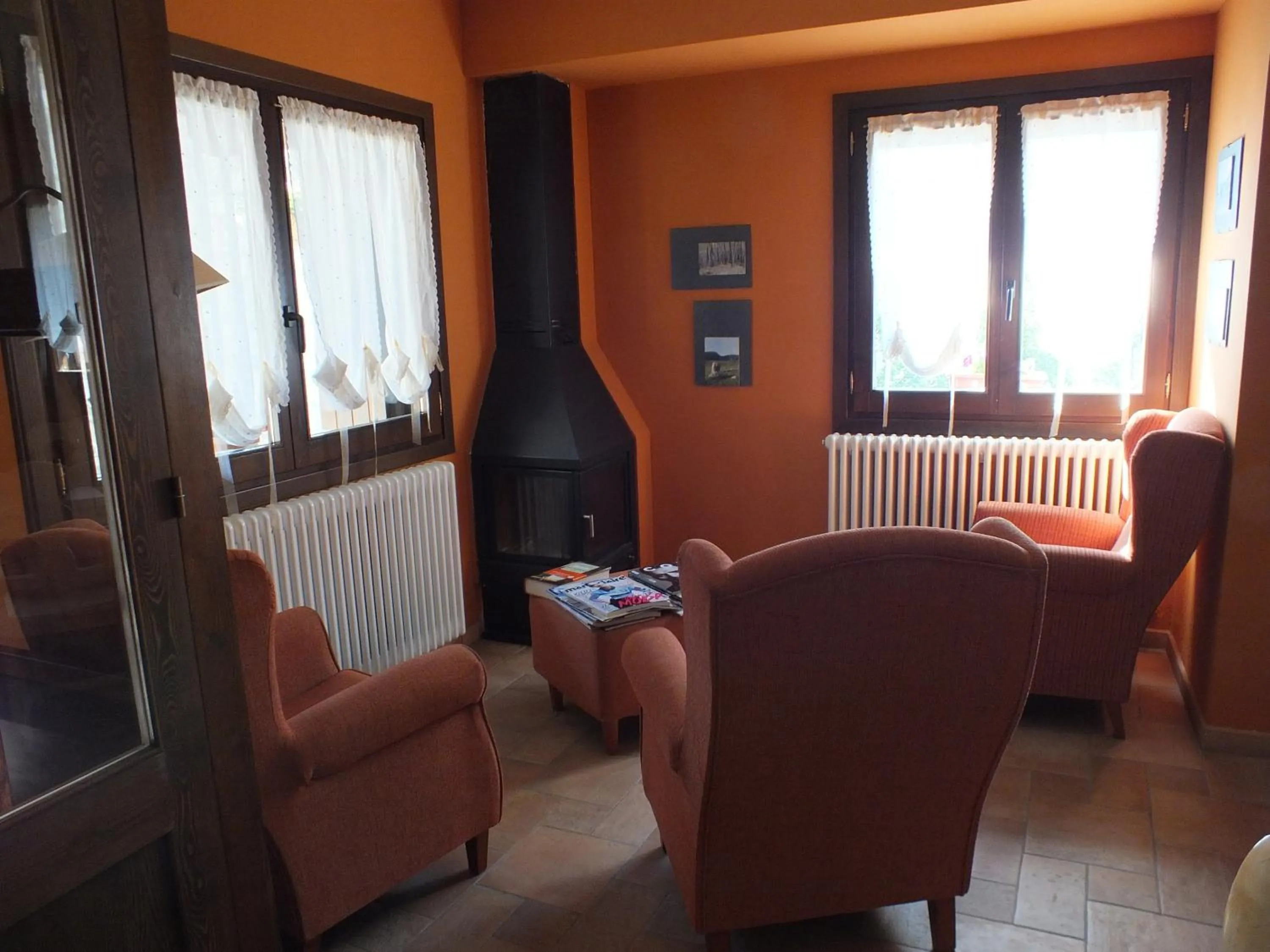 Seating area in Hotel Areulo