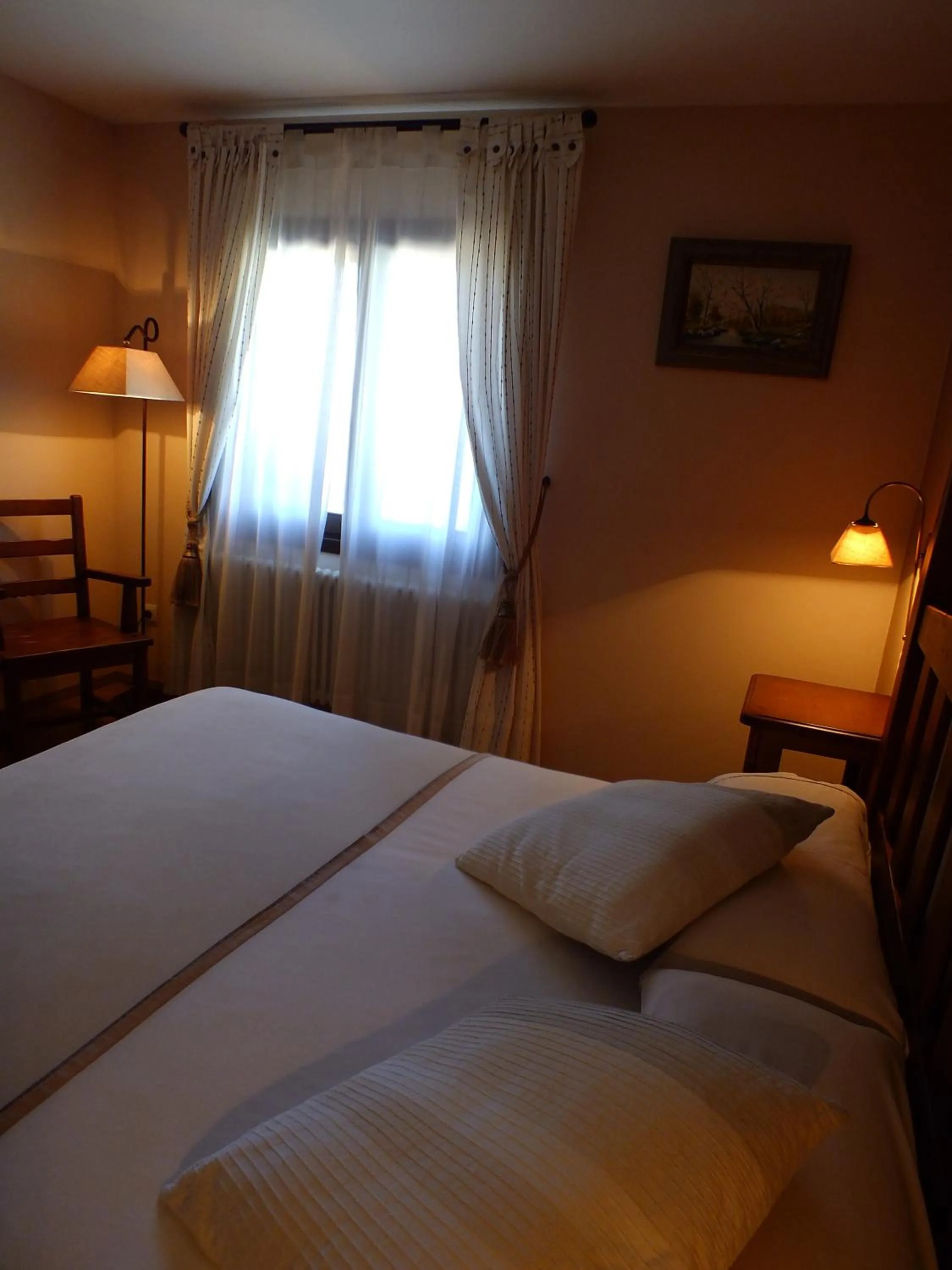 Decorative detail, Bed in Hotel Areulo