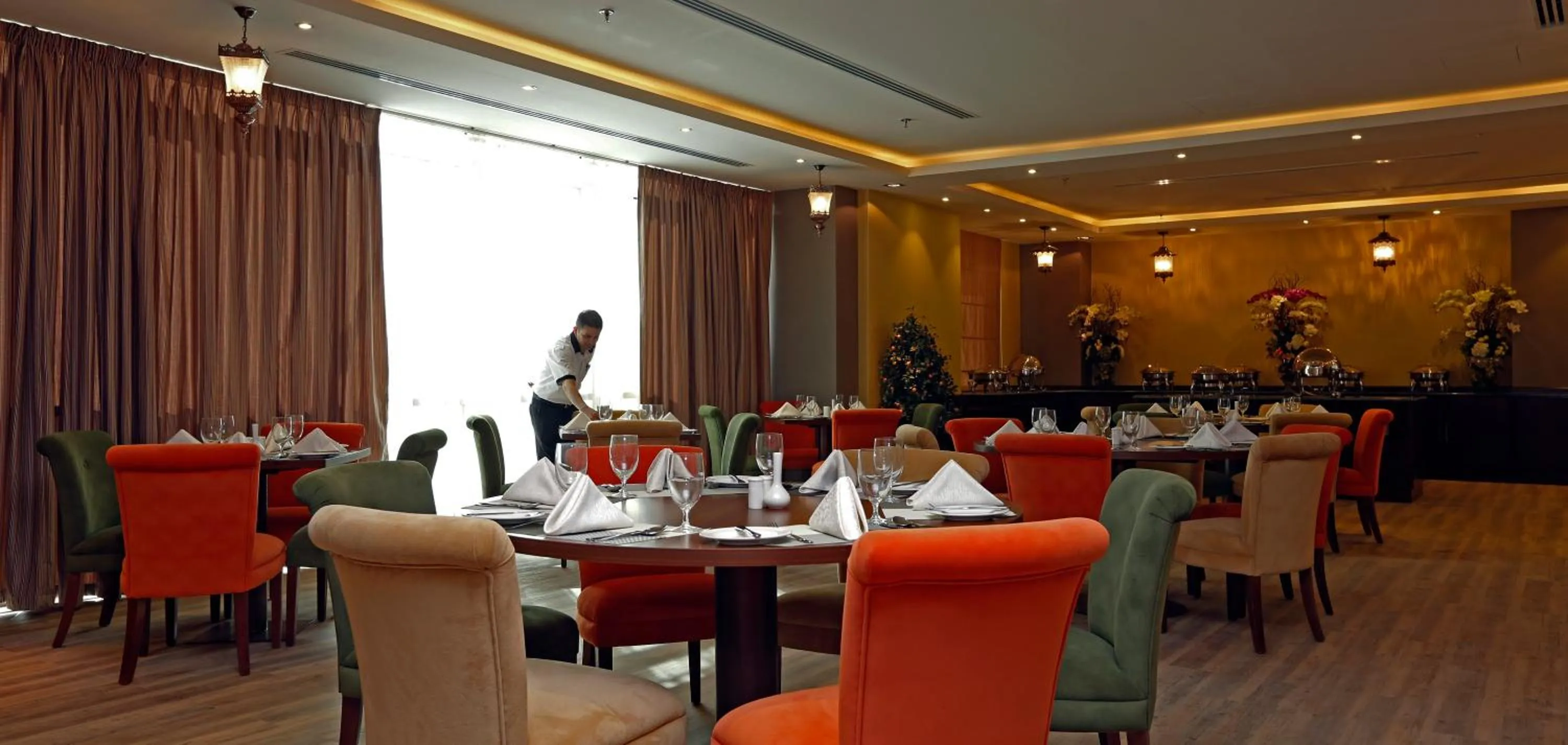 Restaurant/places to eat in Swiss Flora Inn Hotel Riyadh