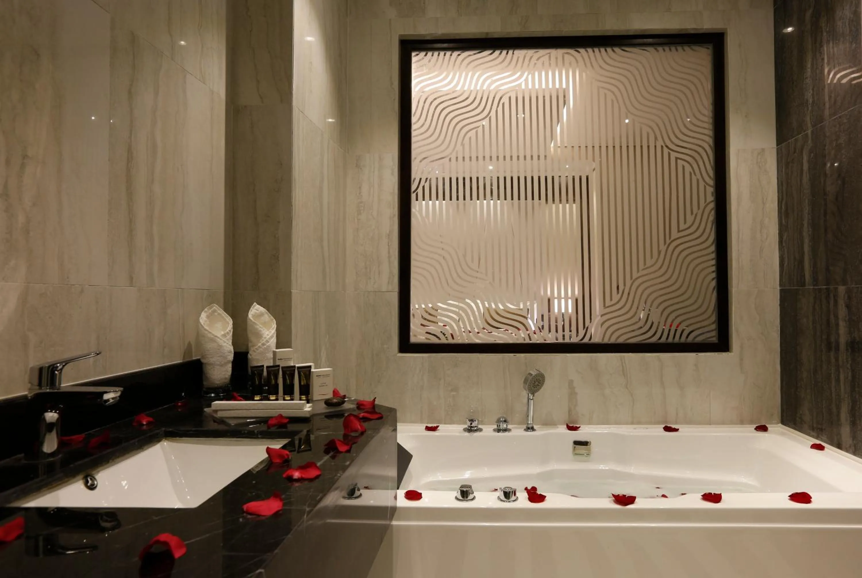 Bathroom in Swiss Flora Inn Hotel Riyadh