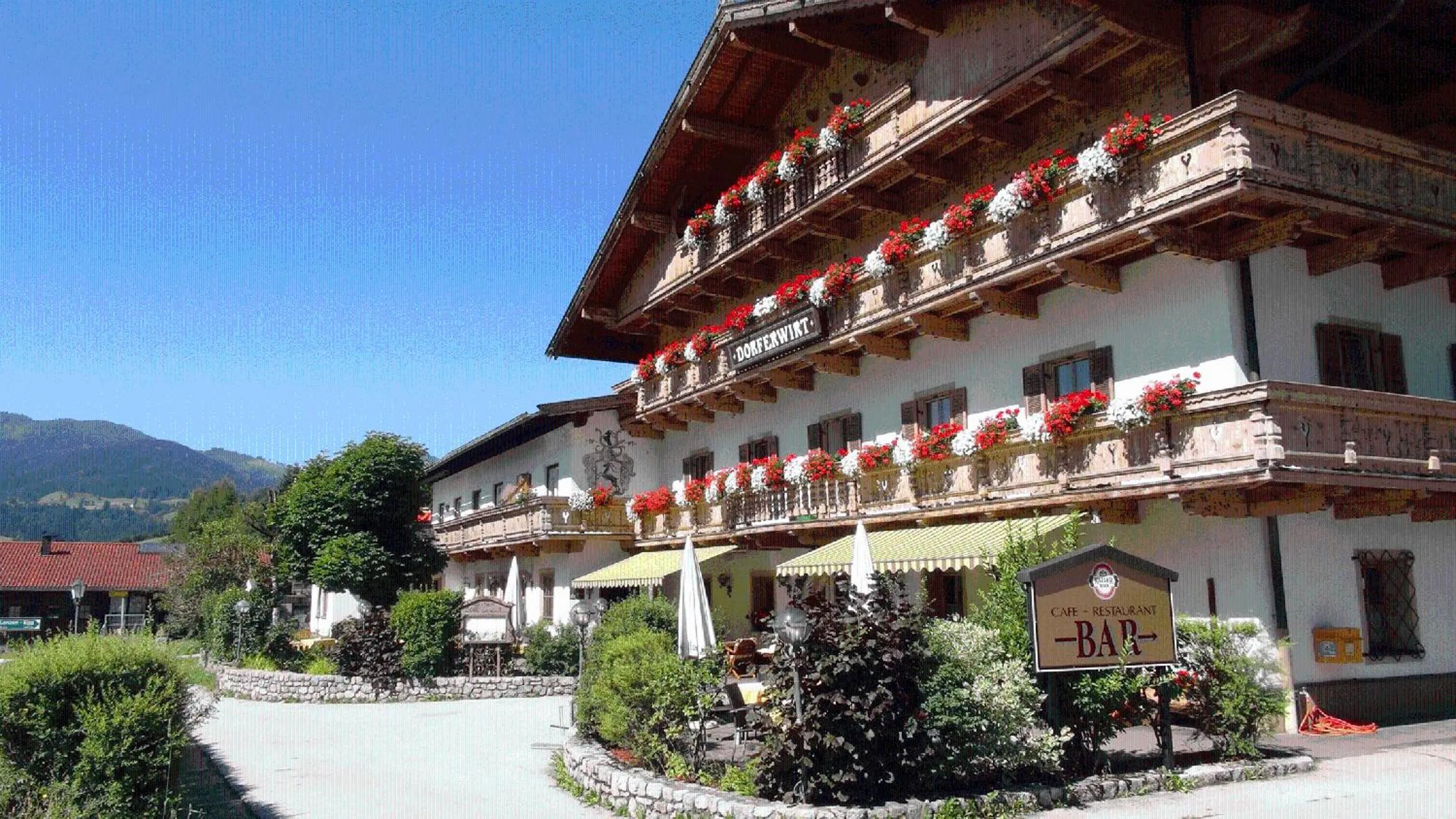 Property building in Landgasthof Dorferwirt