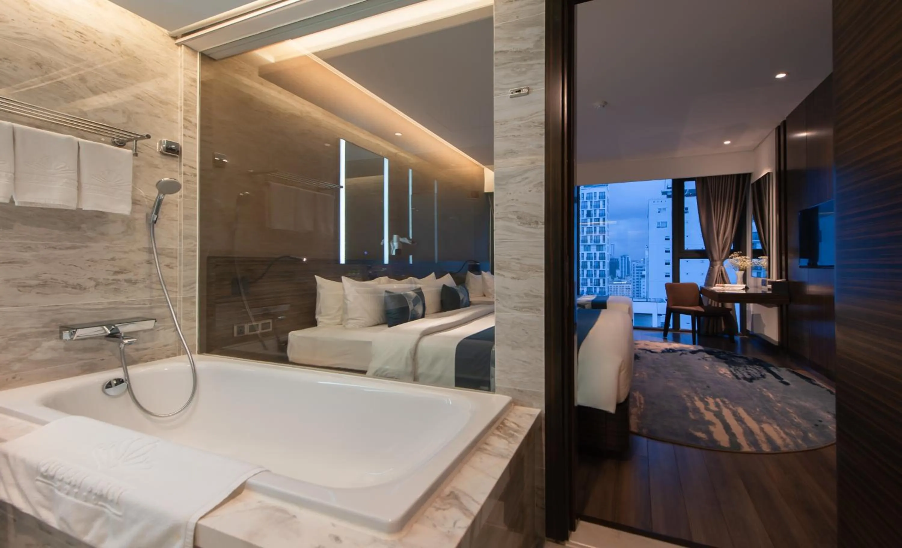 Bath in Queen Ann Nha Trang Hotel