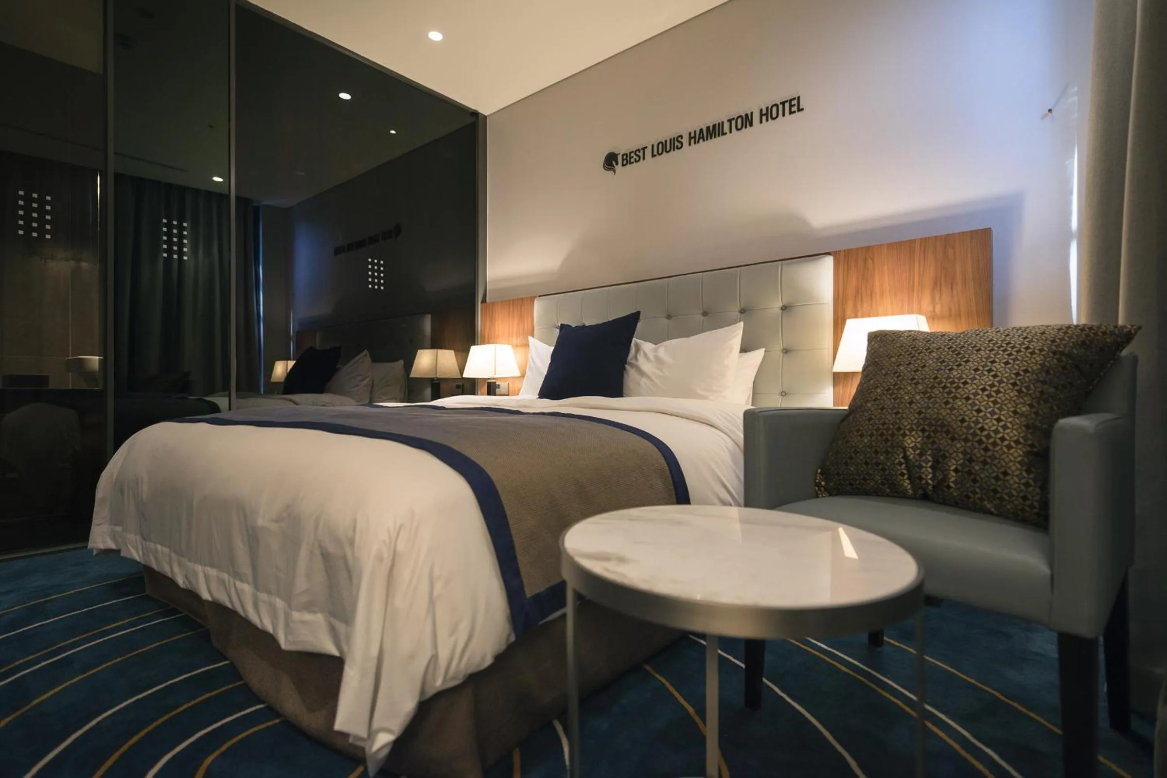Bed in Best Louis Hamilton Hotel Changwon