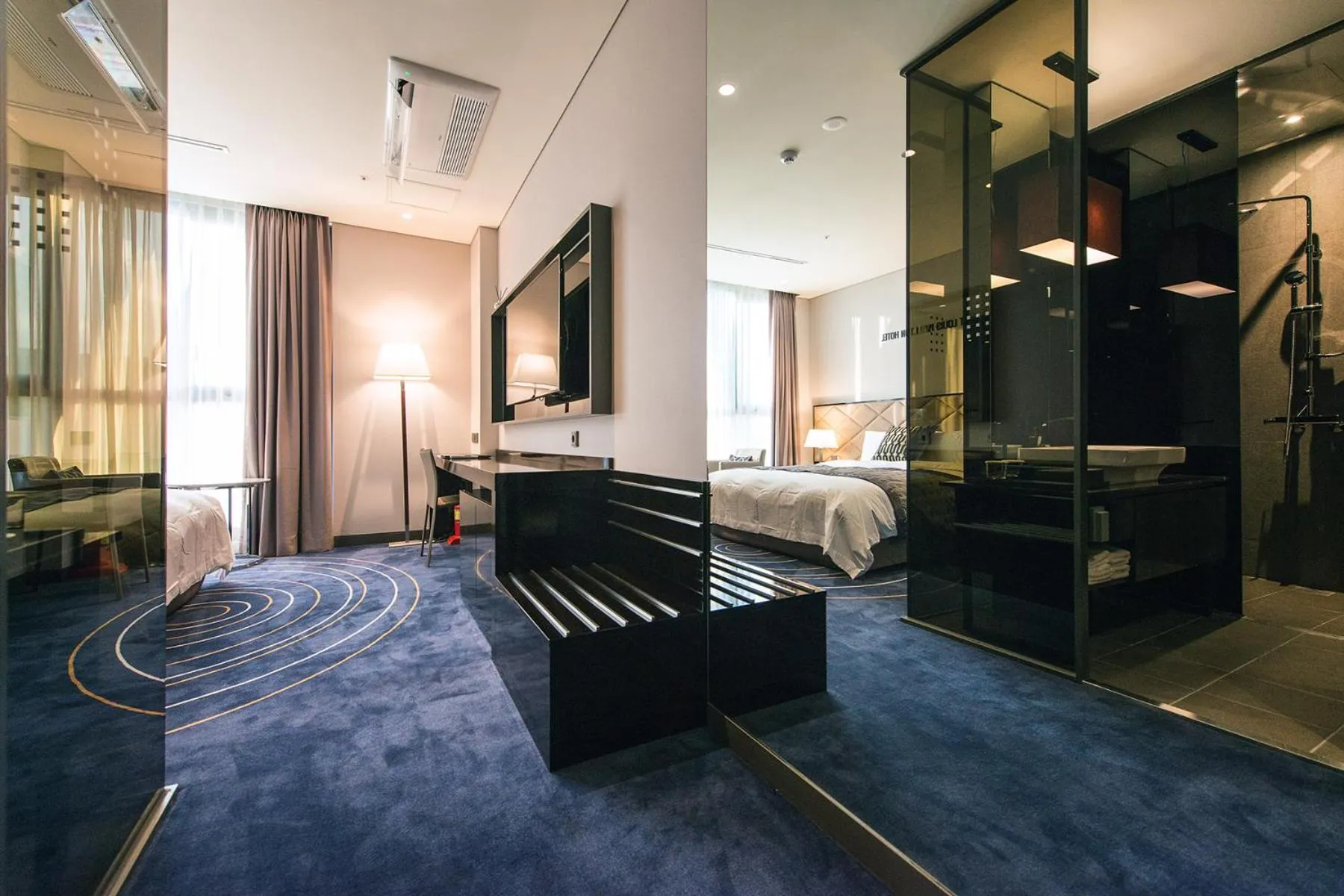 Bed in Best Louis Hamilton Hotel Changwon