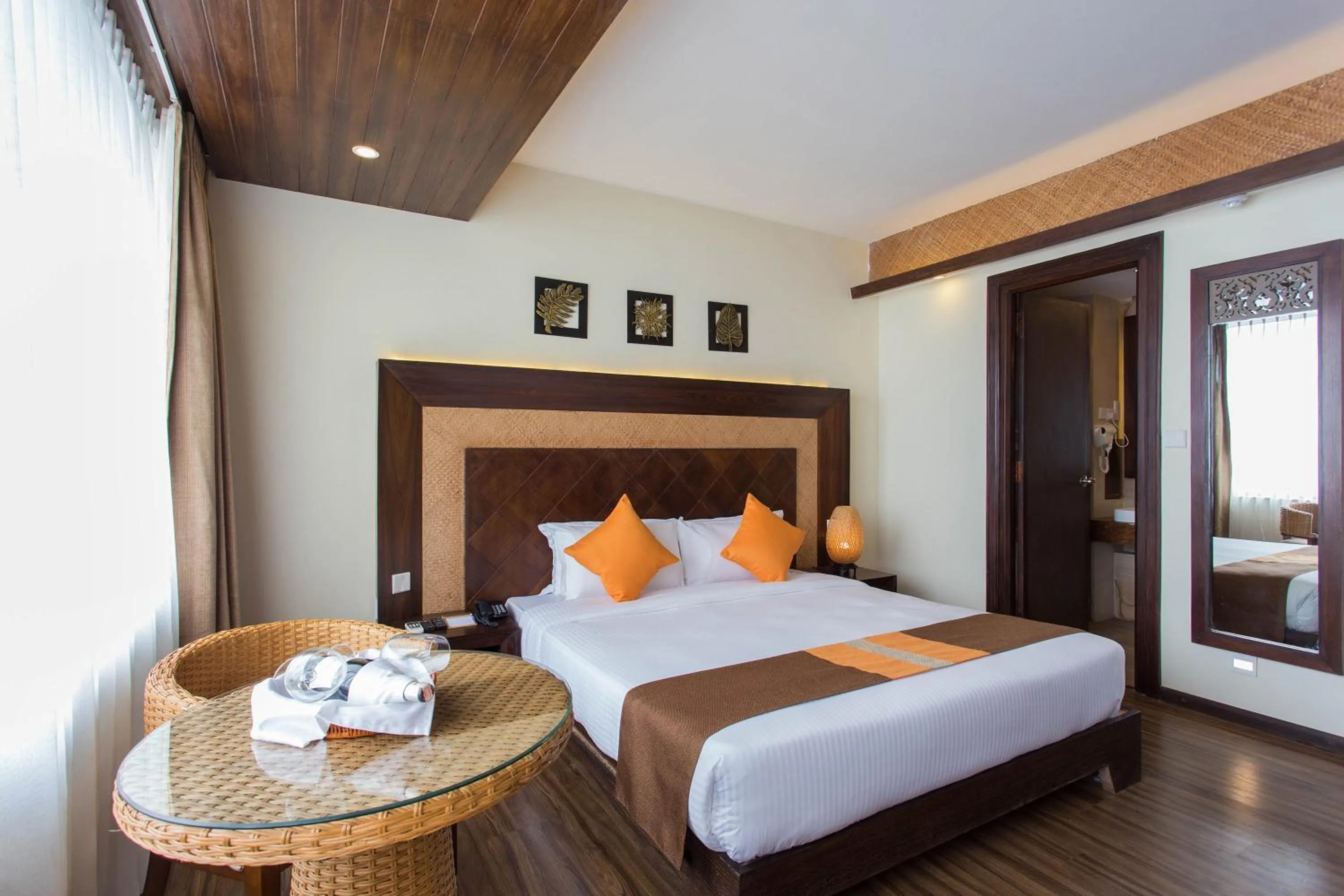 Bedroom, Bed in Hotel Mystic Mountain