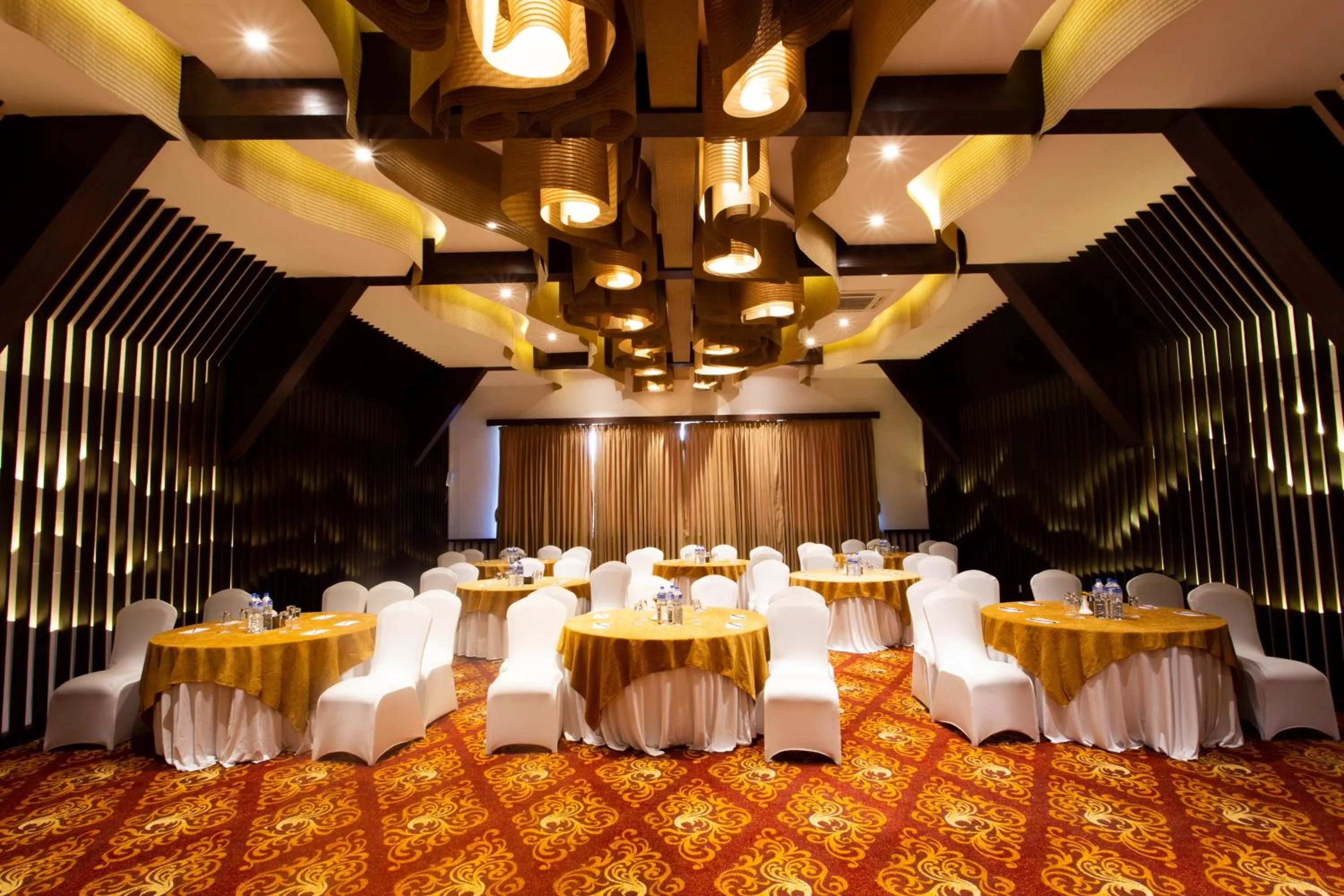 Banquet/Function facilities in Hotel Mystic Mountain