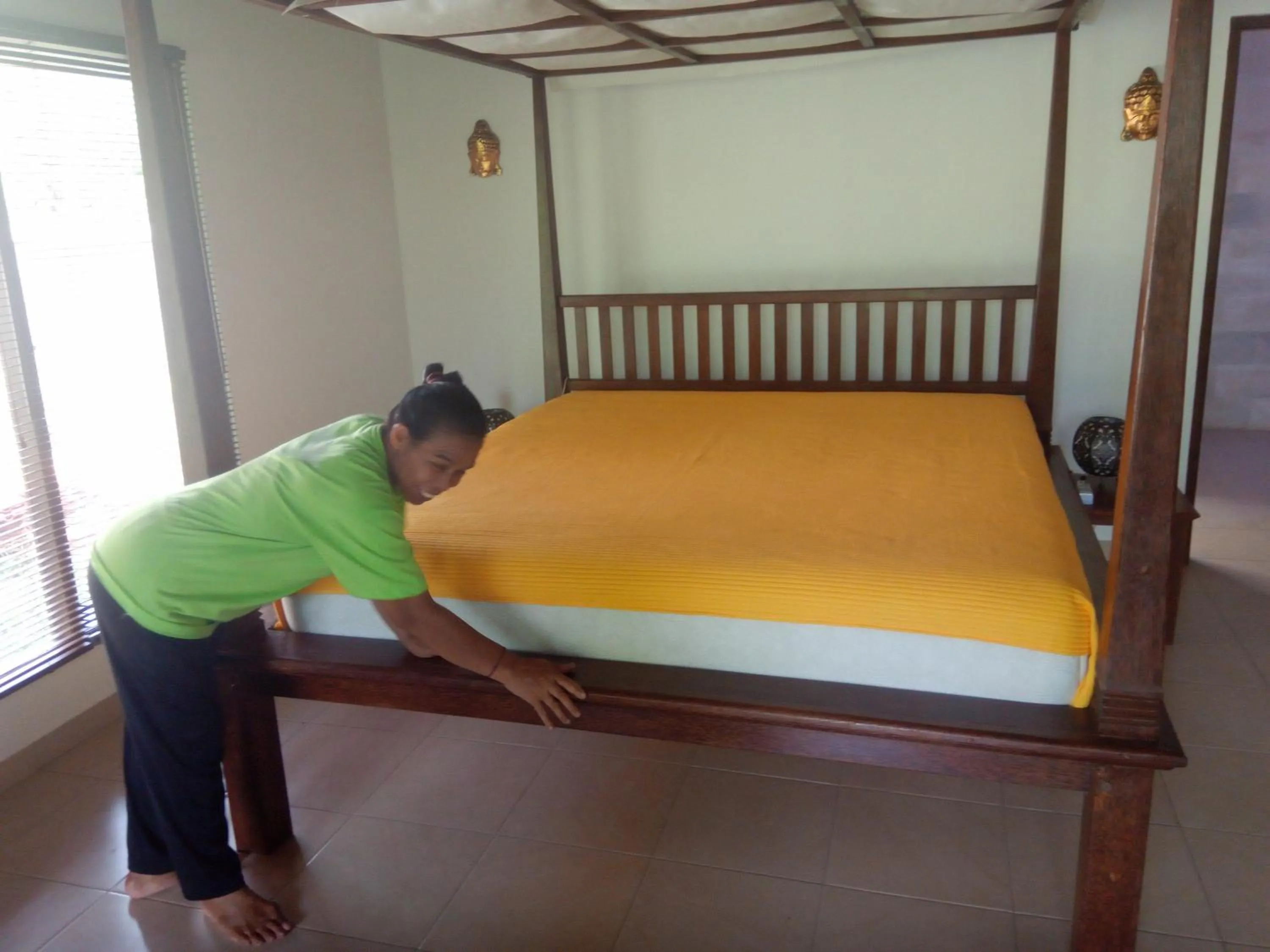 Staff, Bed in TEGAL SARI, Pemuteran- North Bali