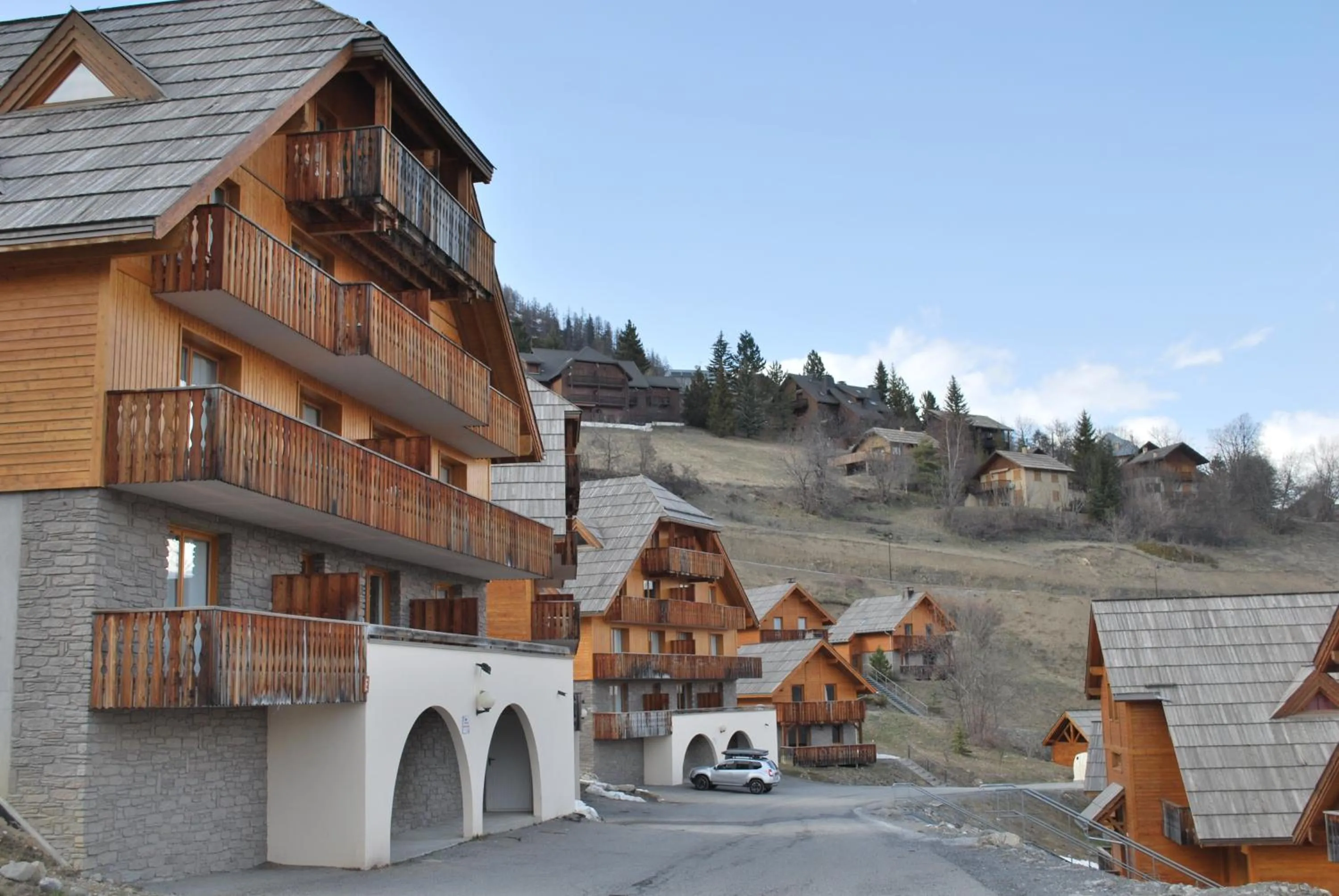 Chalets de Praroustan by Actisource