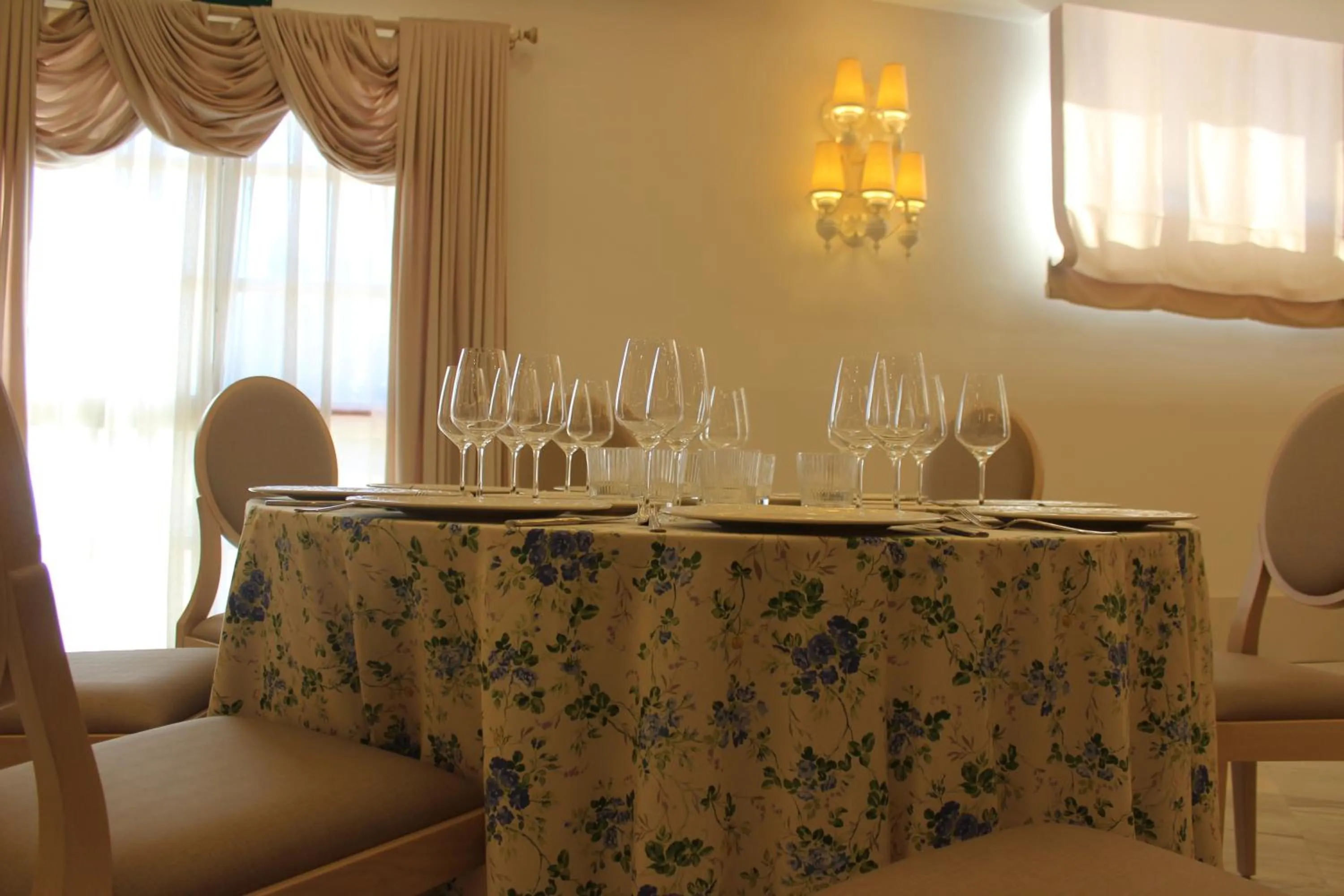 Banquet/Function facilities in Hotel Reyes Ziries