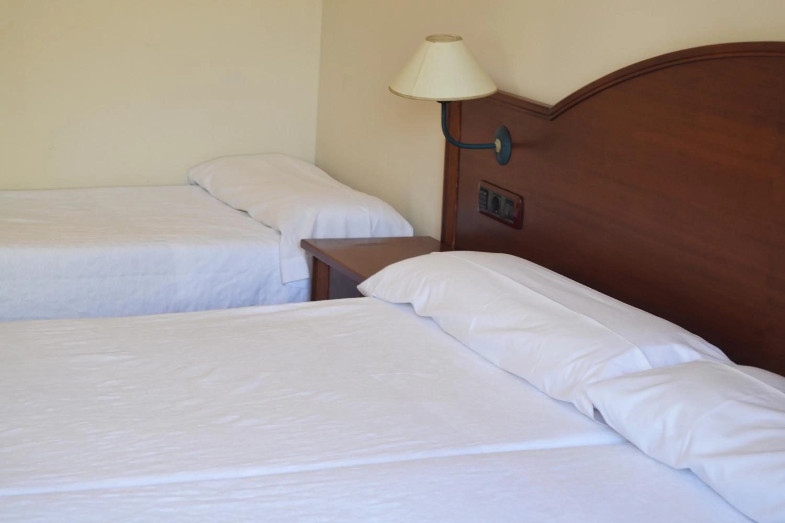 Photo of the whole room, Bed in Hotel Reyes Ziries