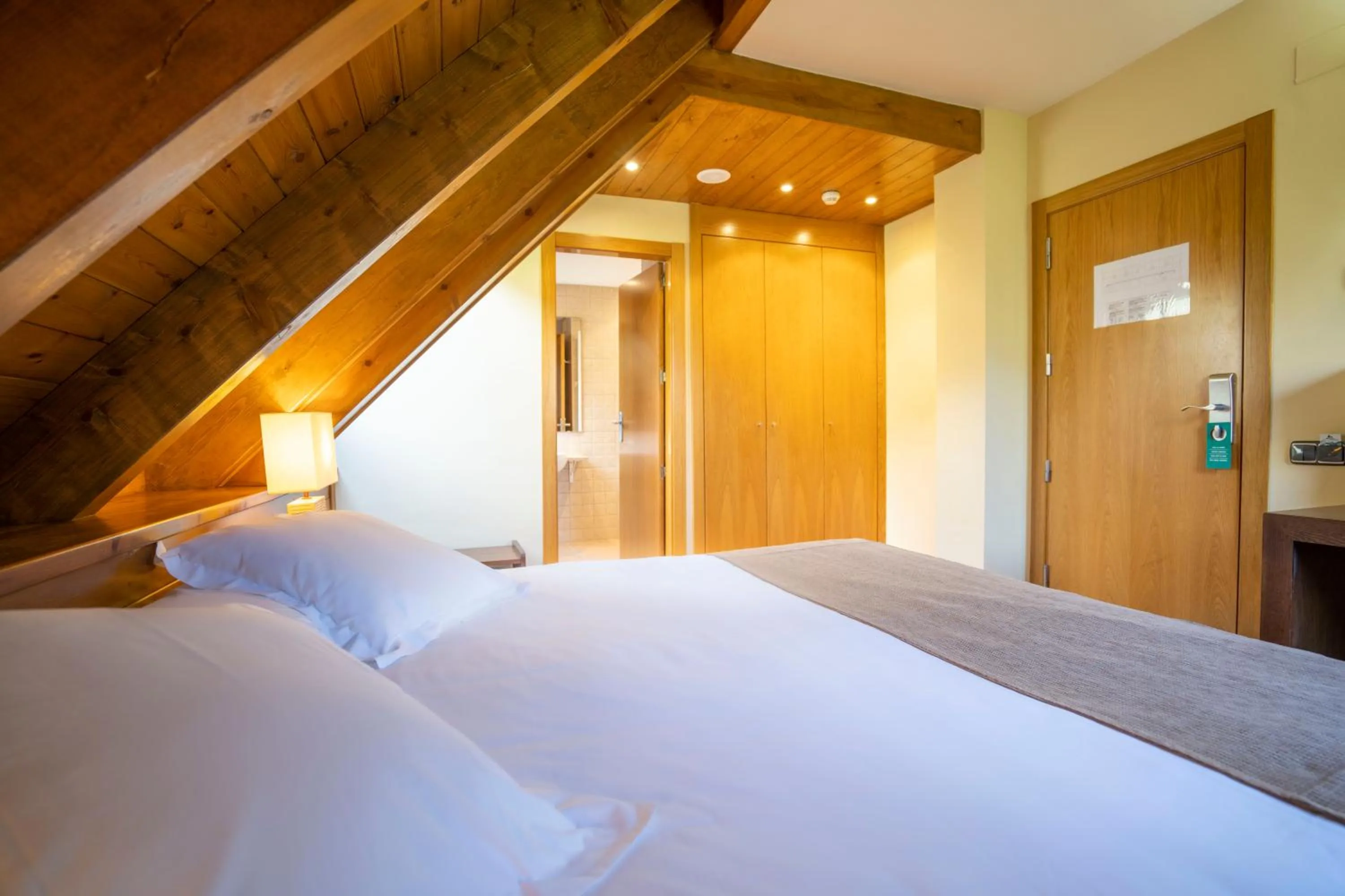 Bedroom, Bed in Hotel & Restaurante Peña