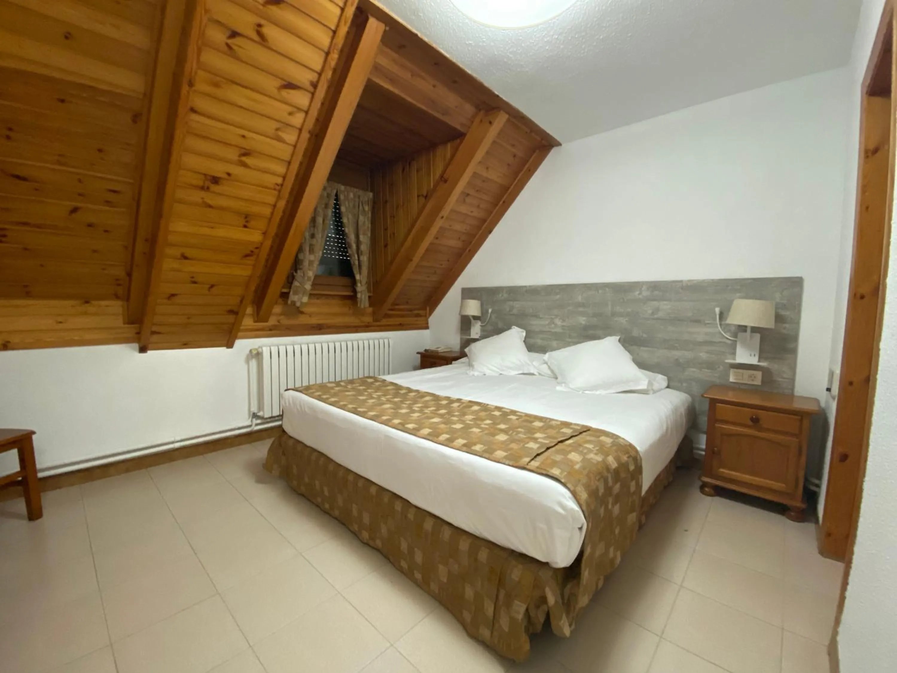 Bed in Hotel & Restaurante Peña