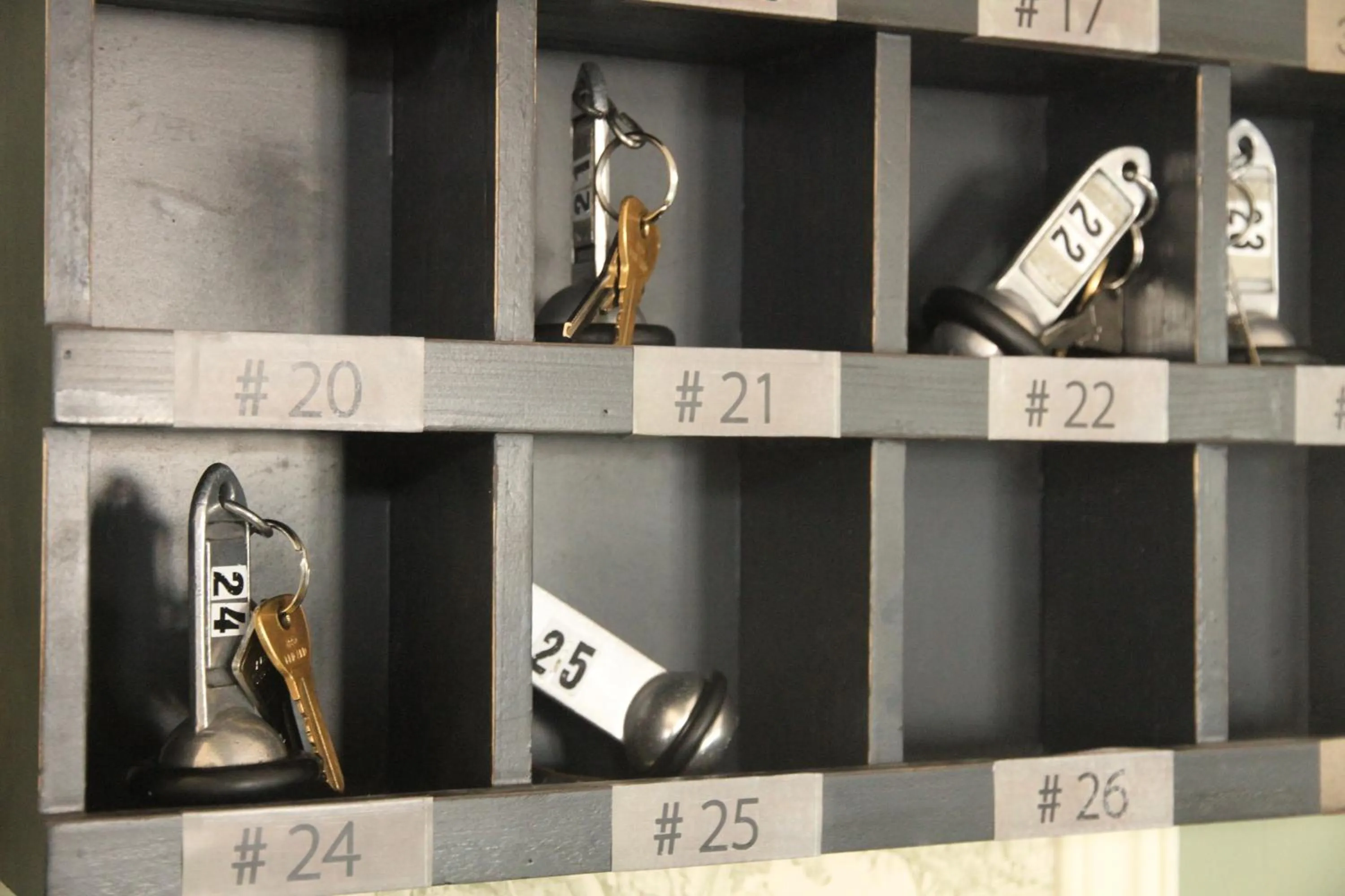 Lobby or reception in Hôtel-Spa-Piscine Le Petit Castel Beuzeville-Honfleur