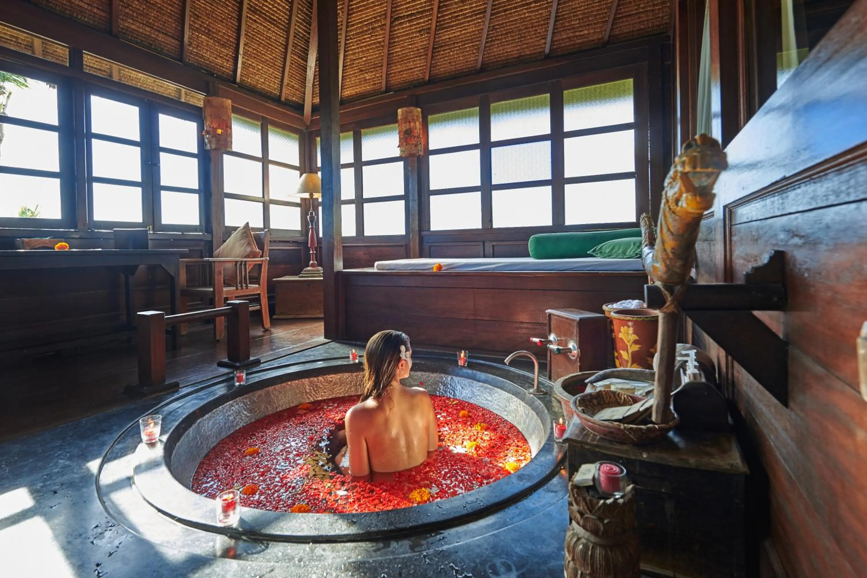 Bathroom in Hotel Tugu Bali