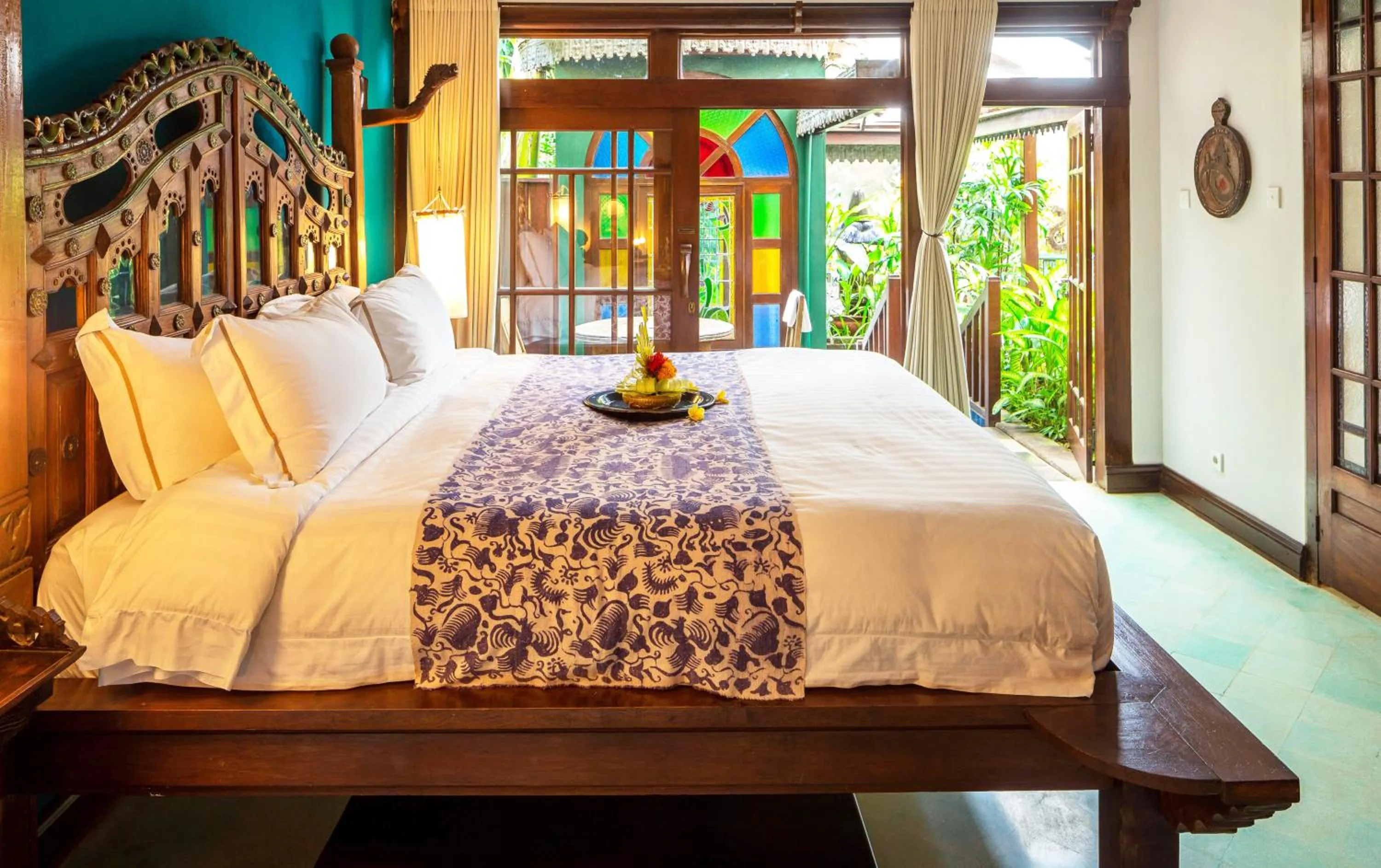 Photo of the whole room, Bed in Hotel Tugu Bali