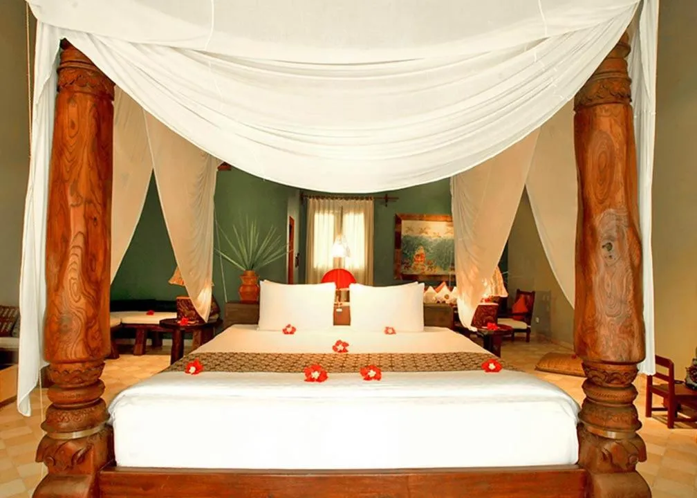 Bedroom, Bed in Hotel Tugu Lombok