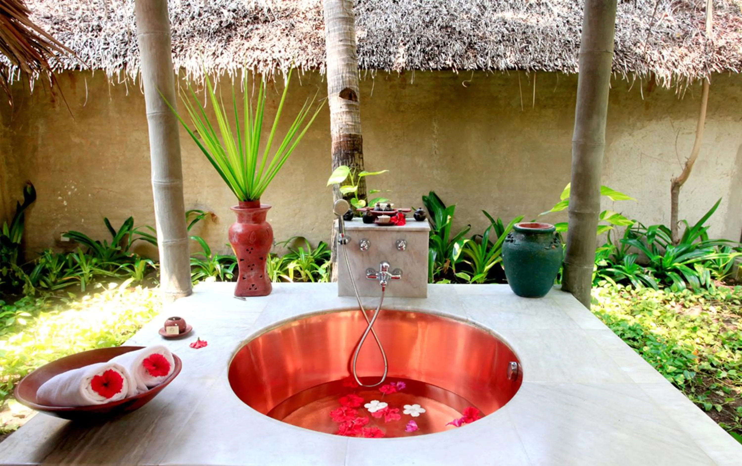 Bathroom in Hotel Tugu Lombok