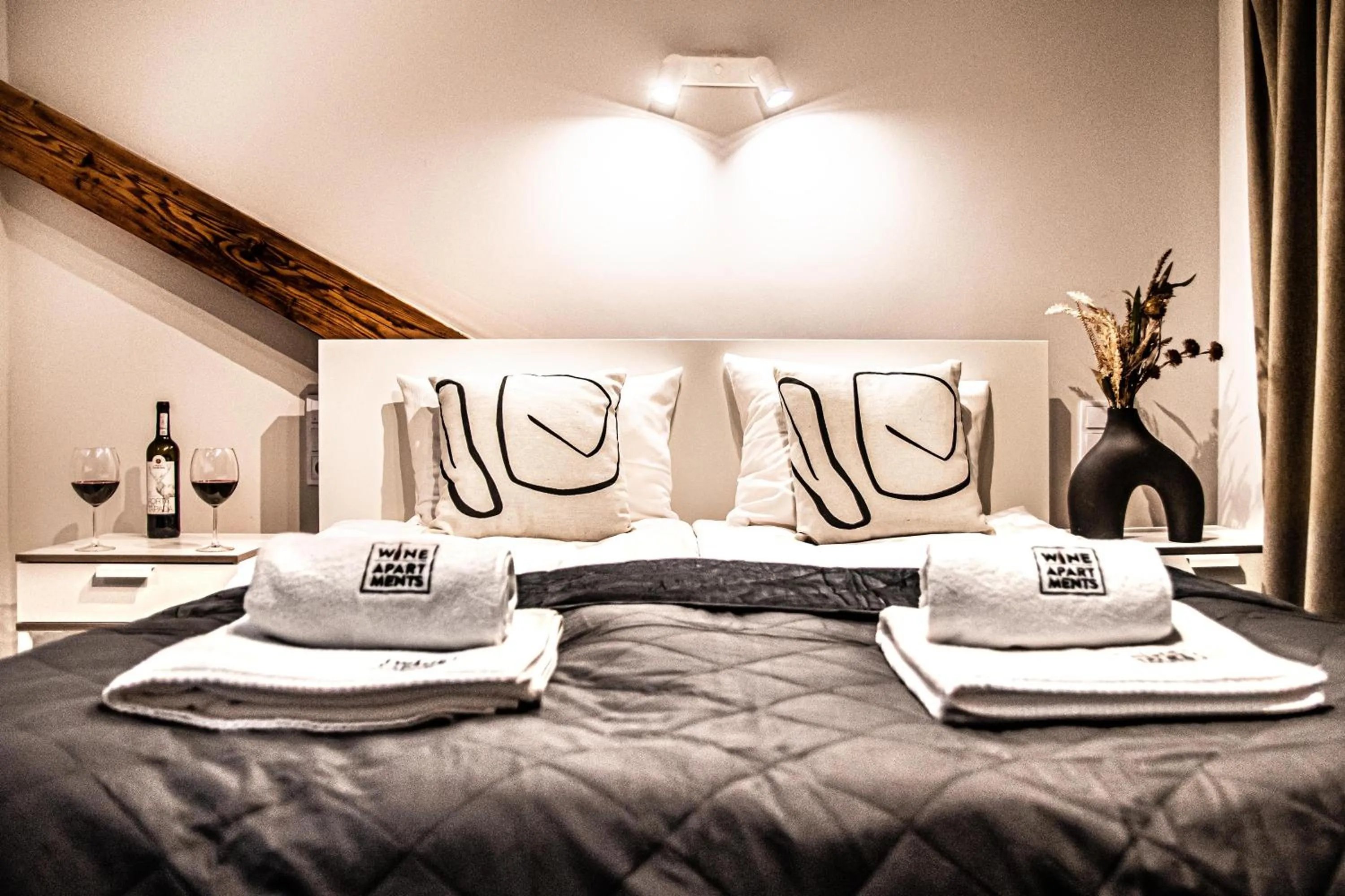 Bed in Wine Apartments