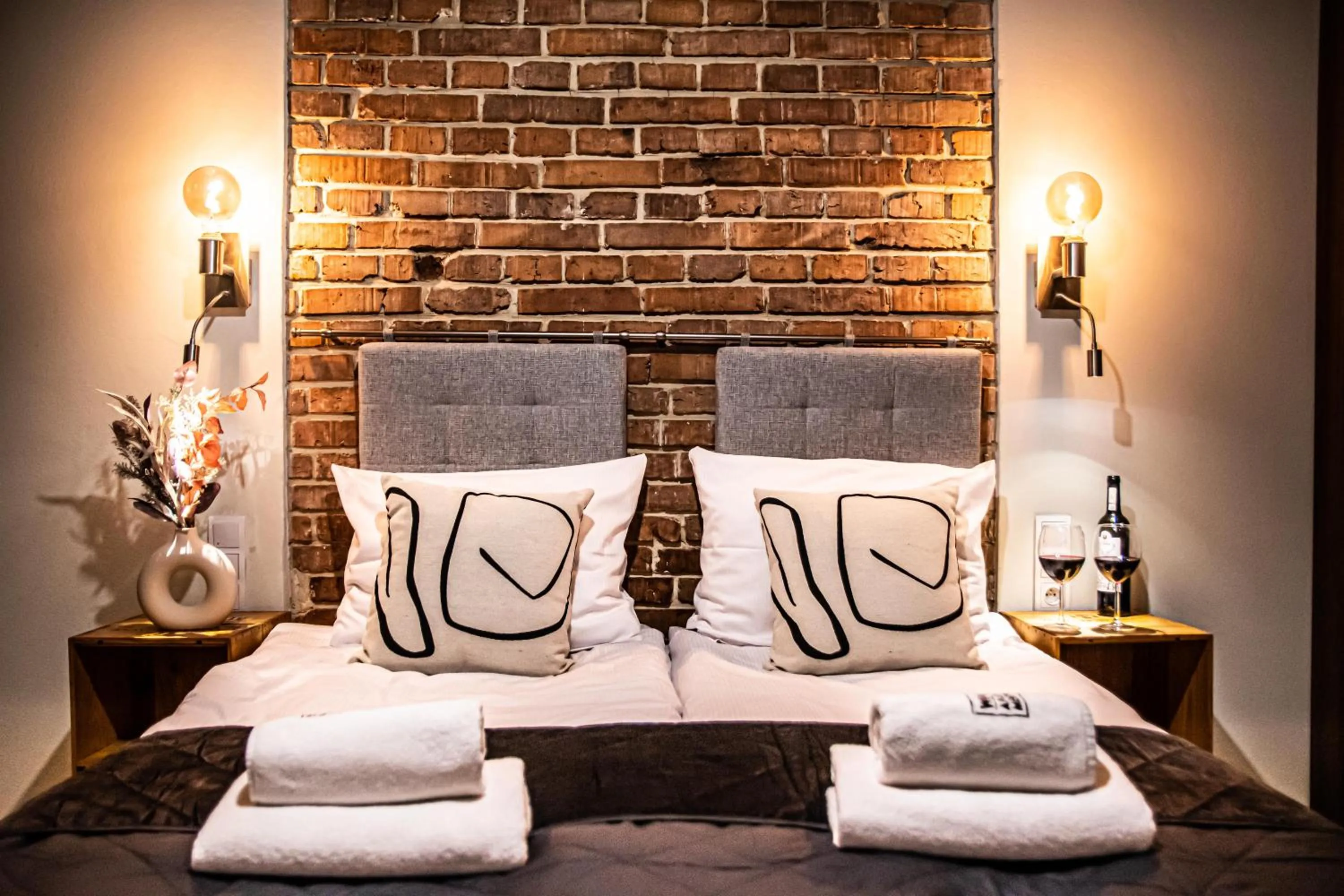 Bed in Wine Apartments